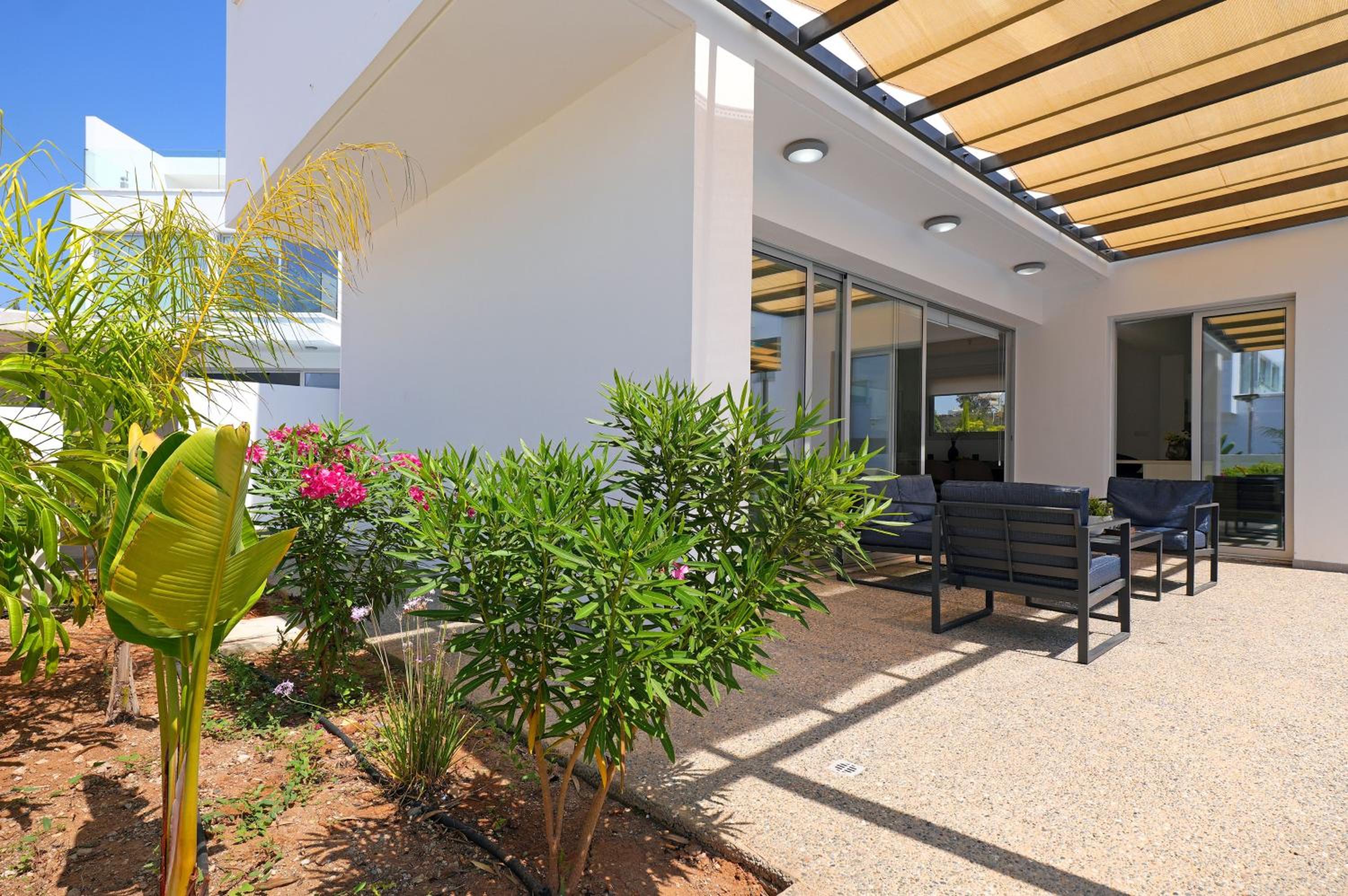 Villa Rosaleen - Ayia Napa Resort Center