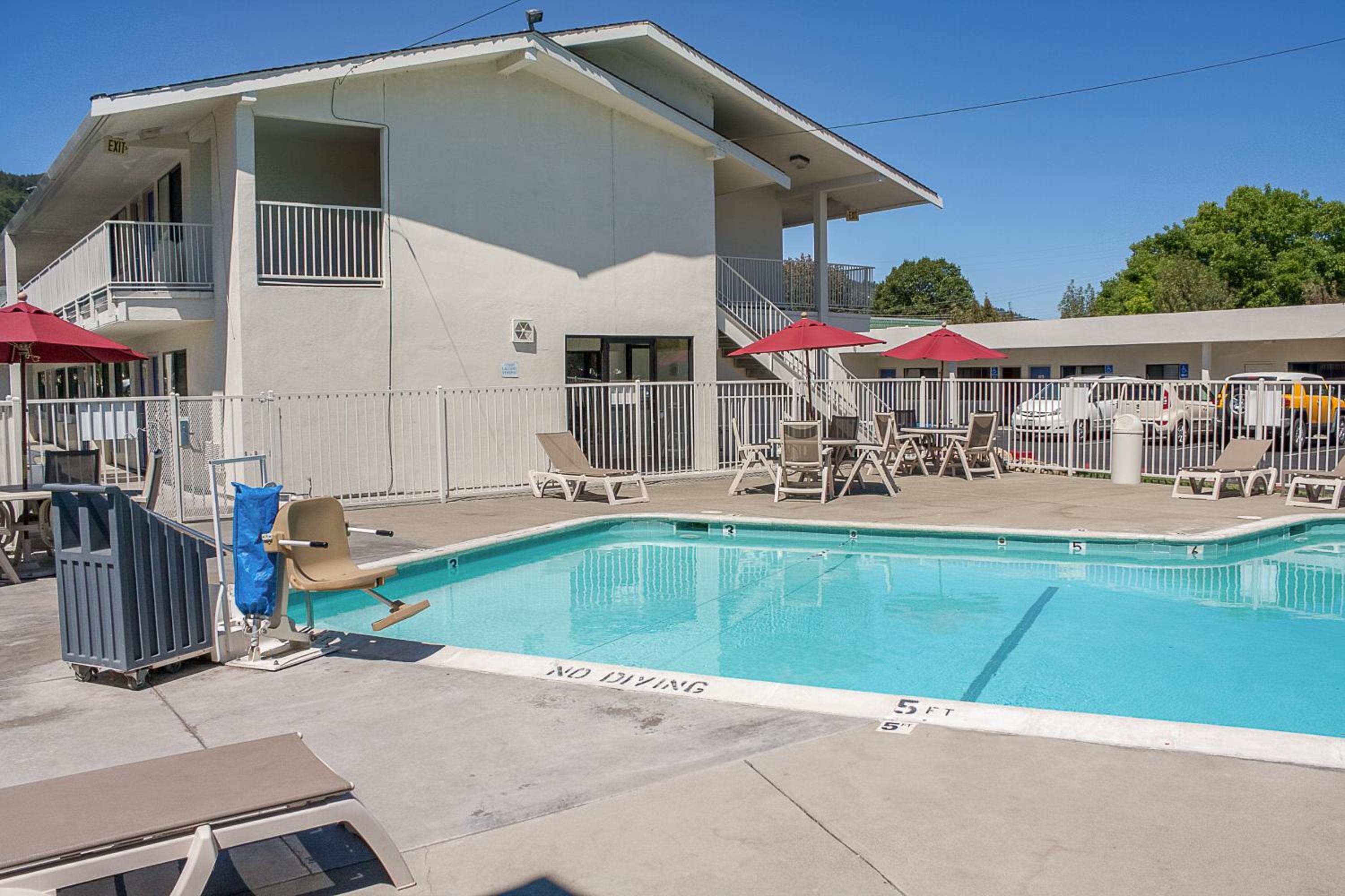 Motel 6-Ukiah, CA