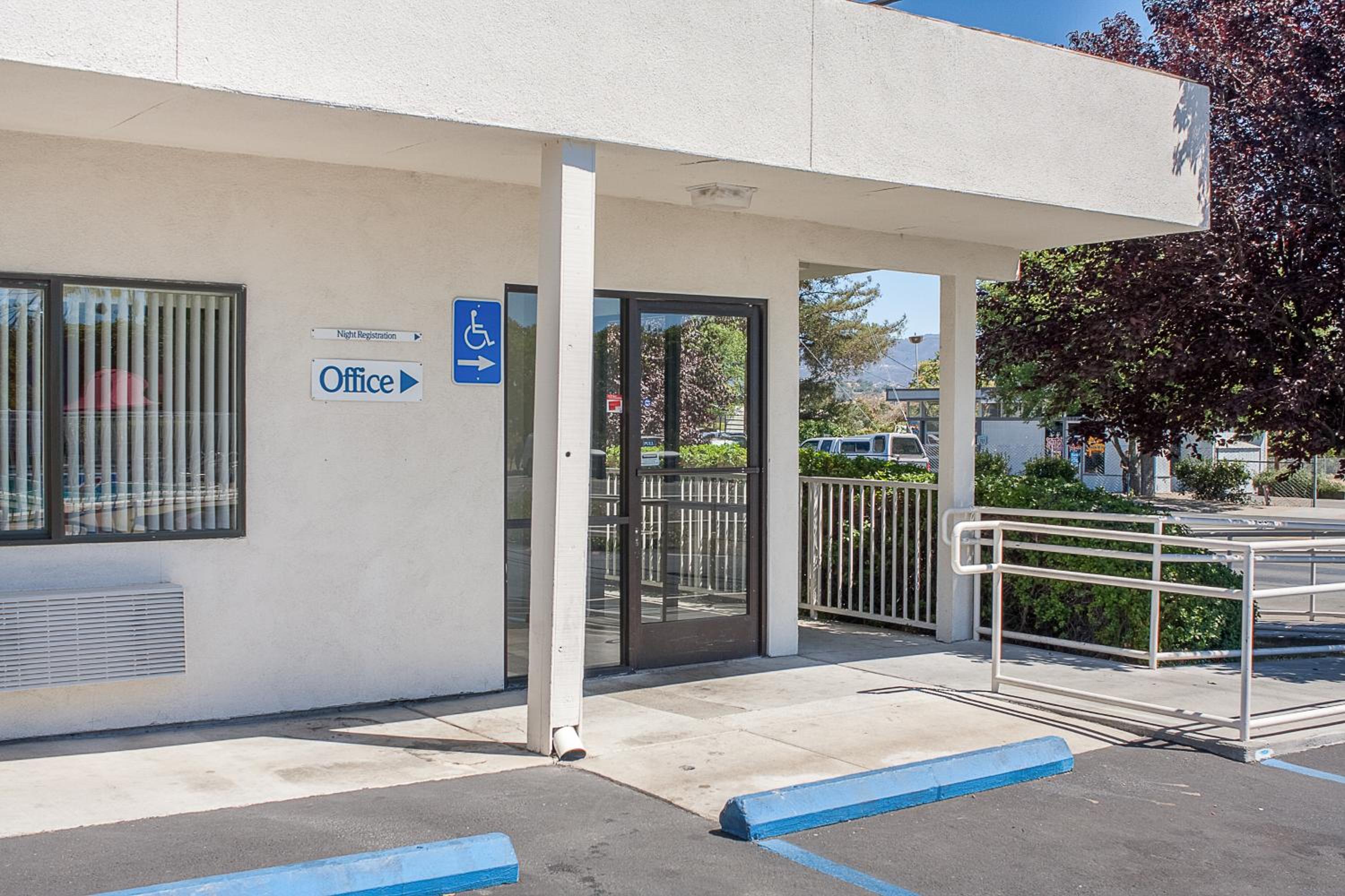 Motel 6-Ukiah, CA