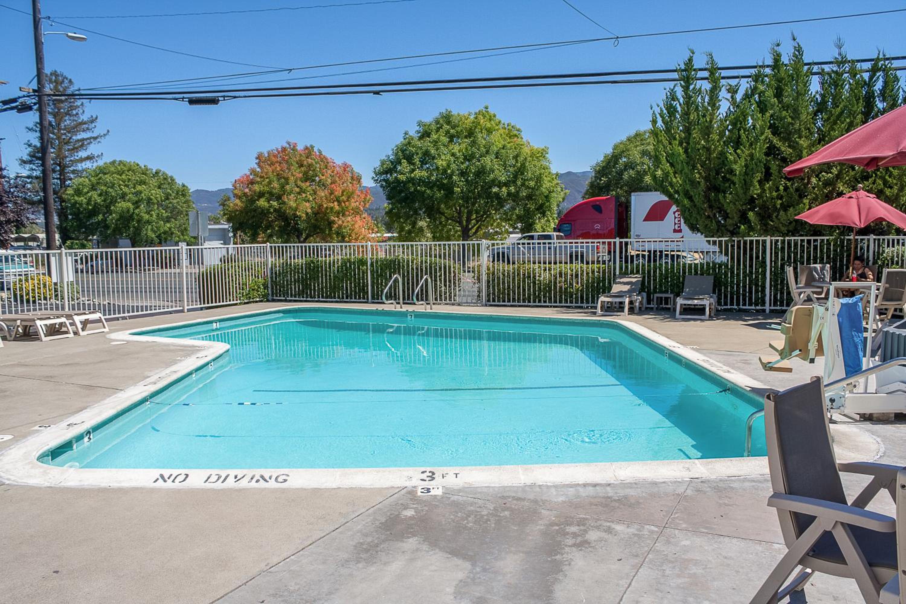 Motel 6-Ukiah, CA