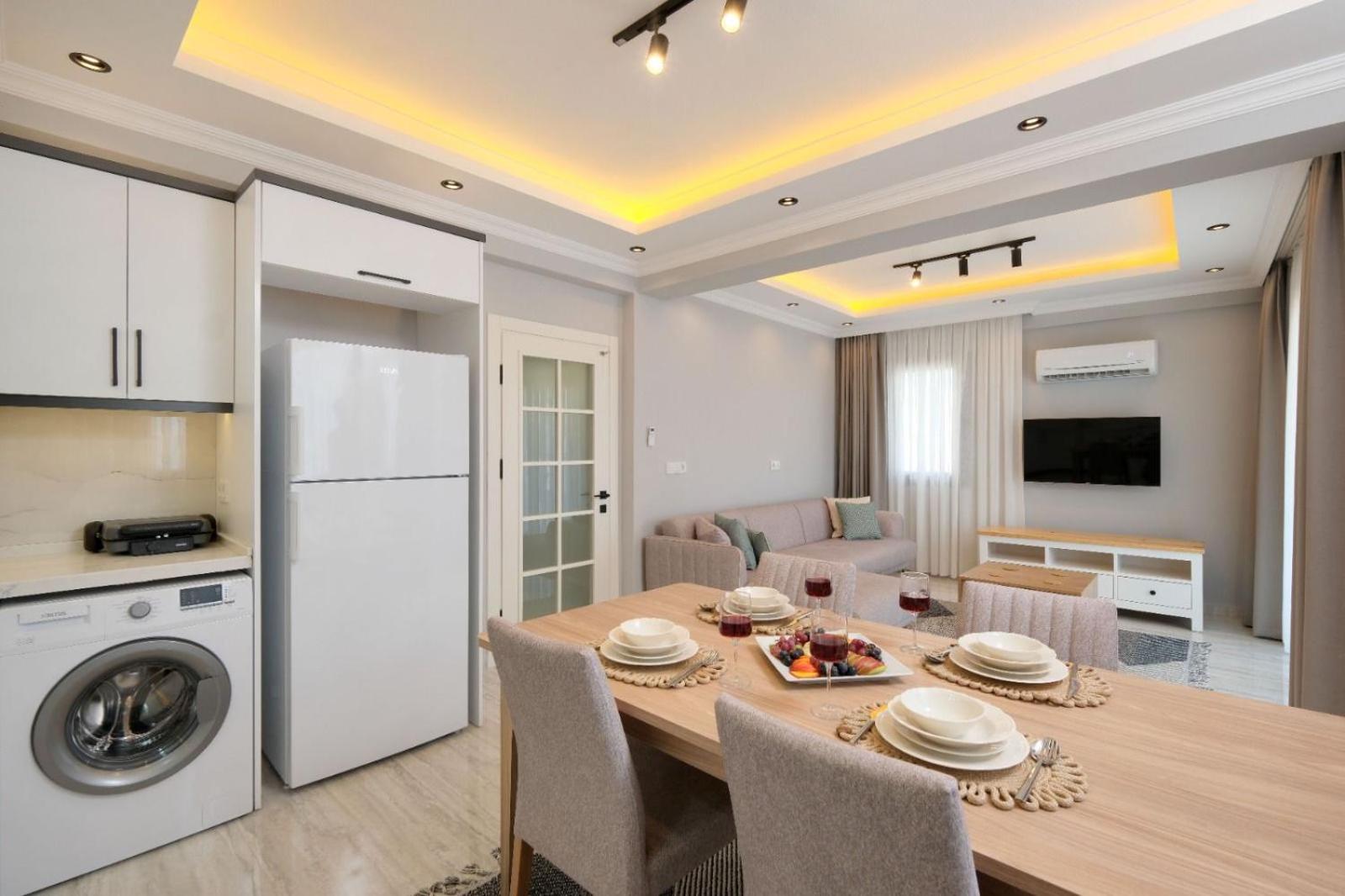 RoomBNB Suit