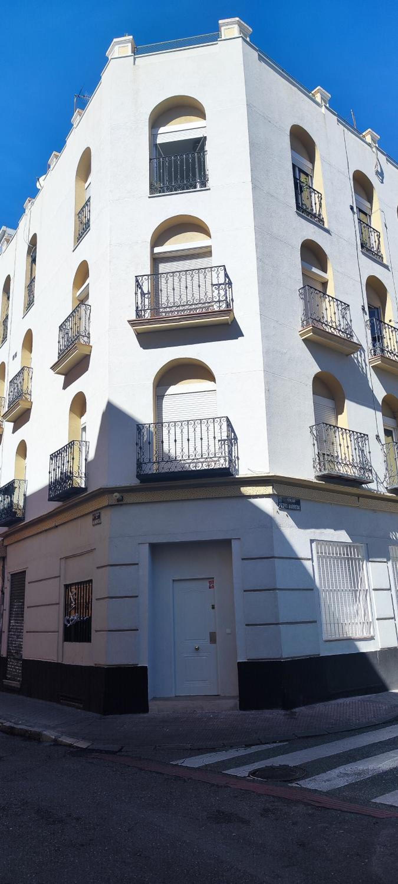 Apartamento entero Junto a Cuatro Caminos con licencia del Ayto de Madrid