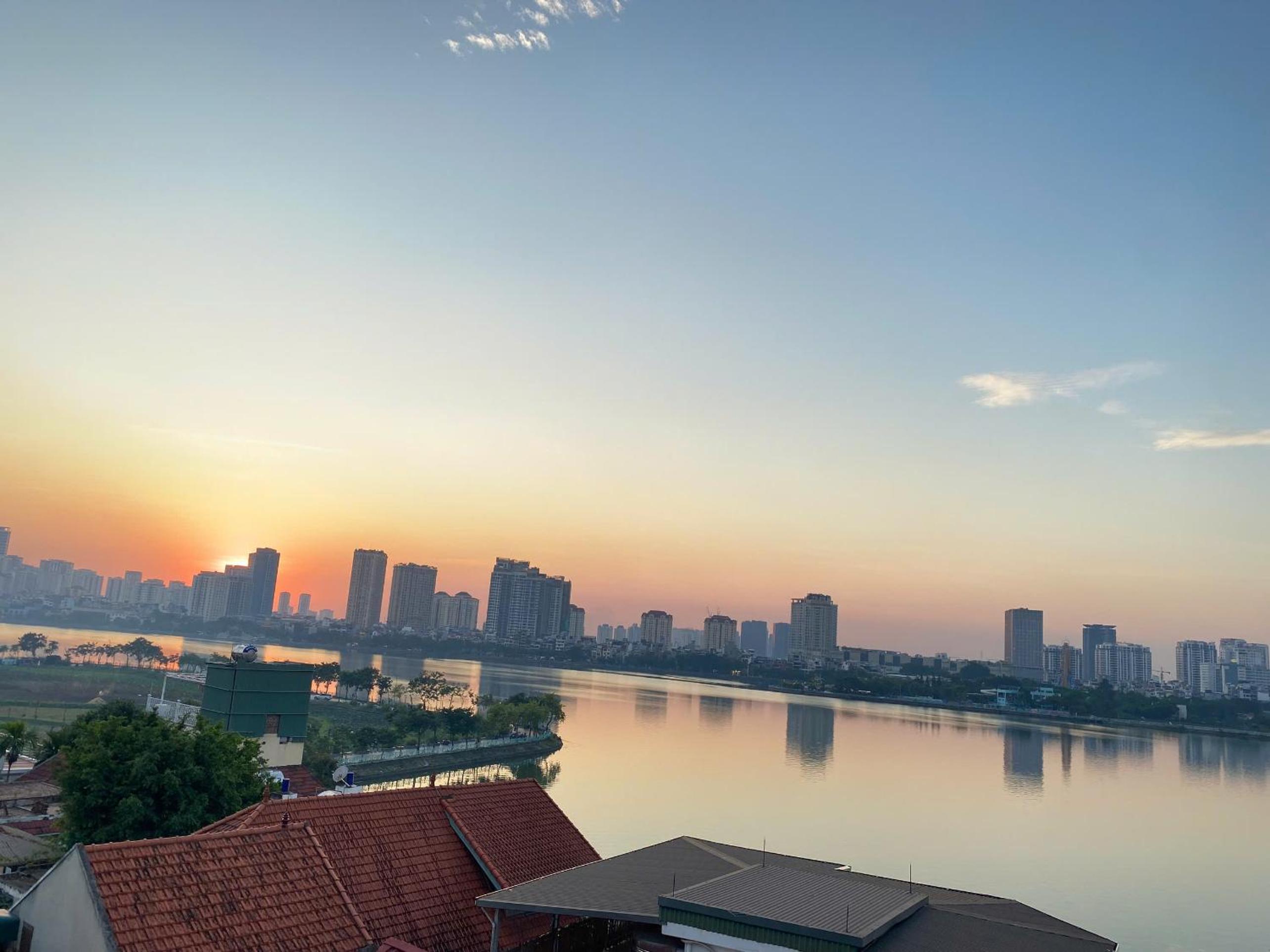 Luxe Paradise Residence 76 To Ngoc Van
