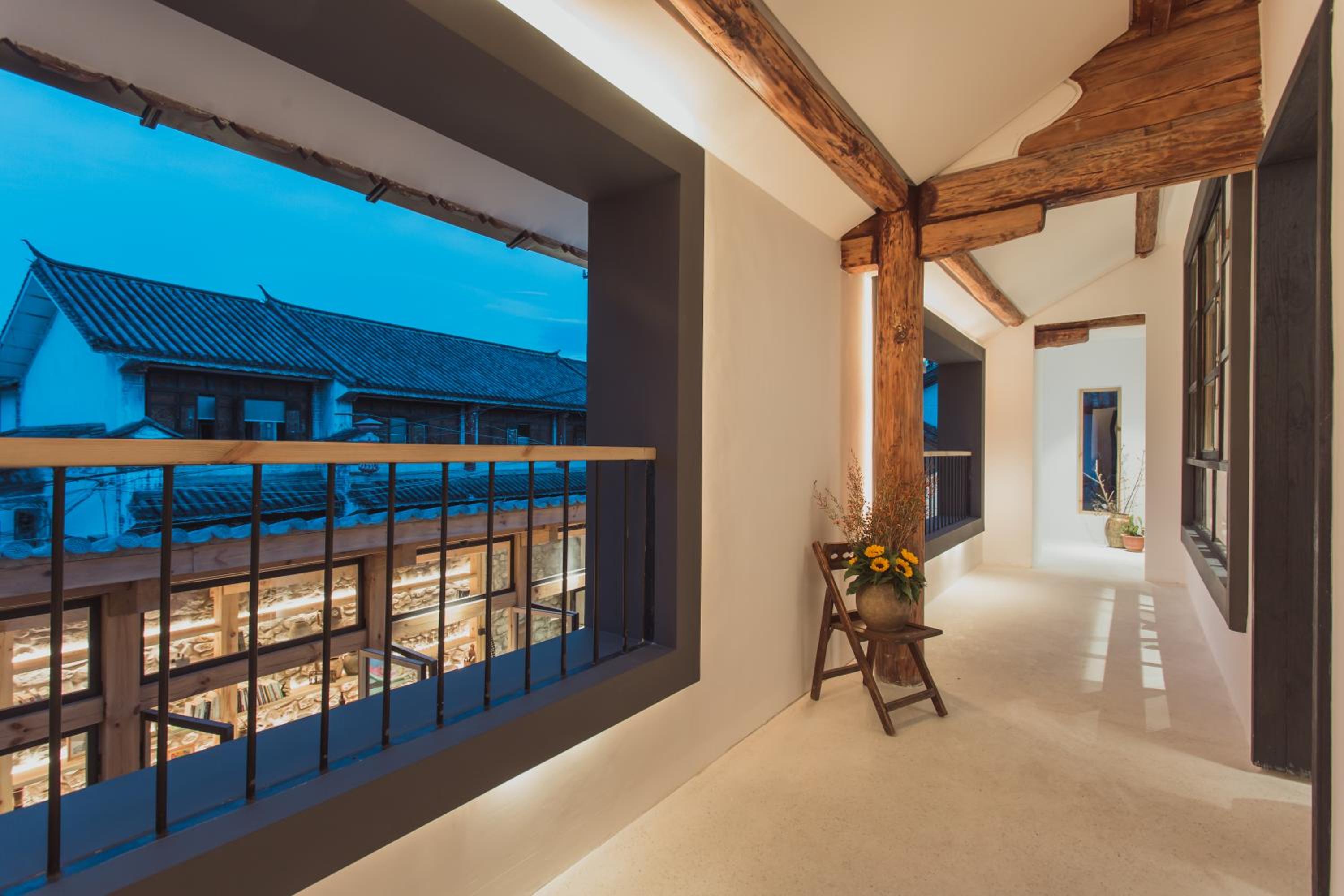 Infini House