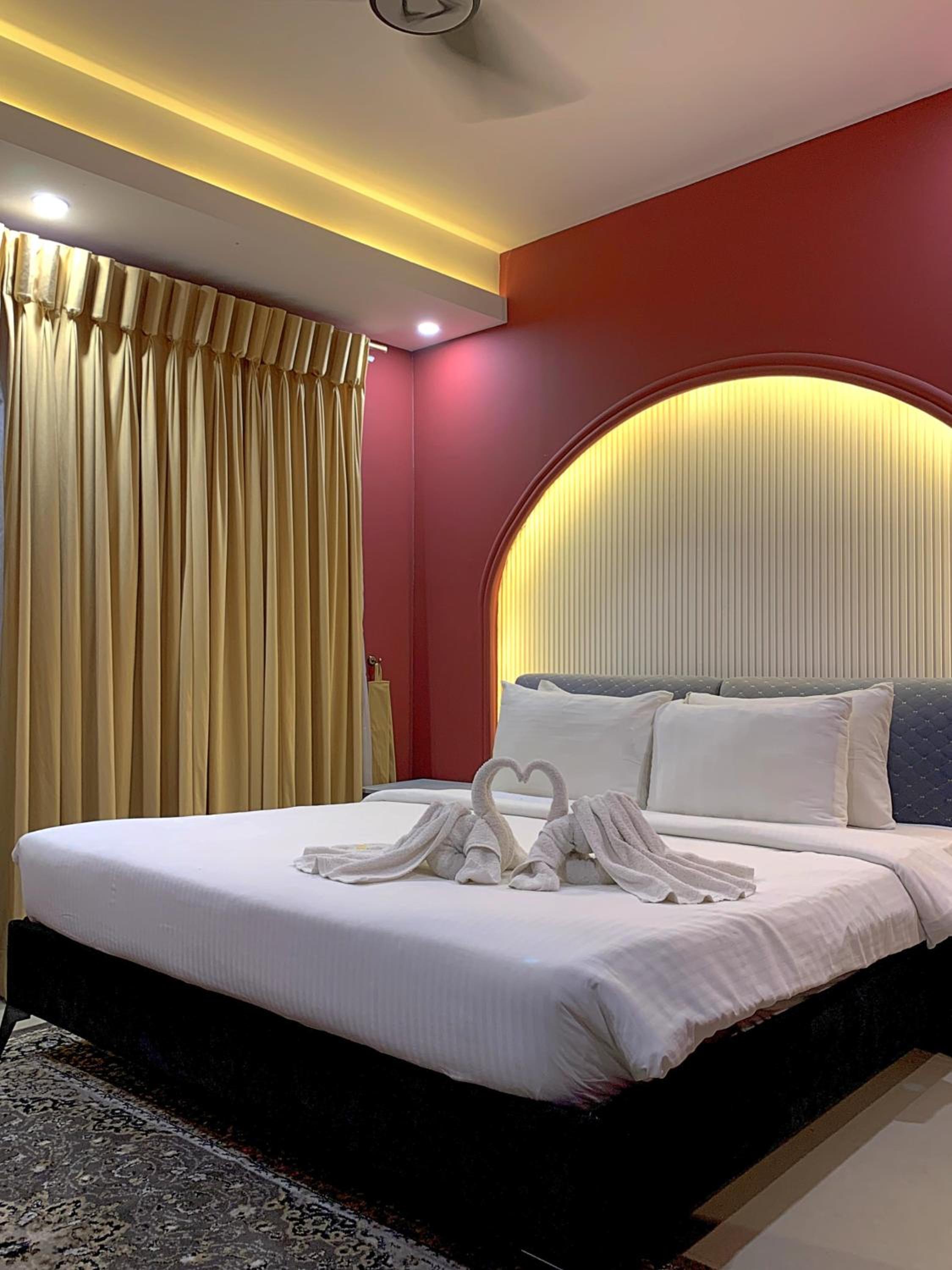 Regal Suite by StayMehman