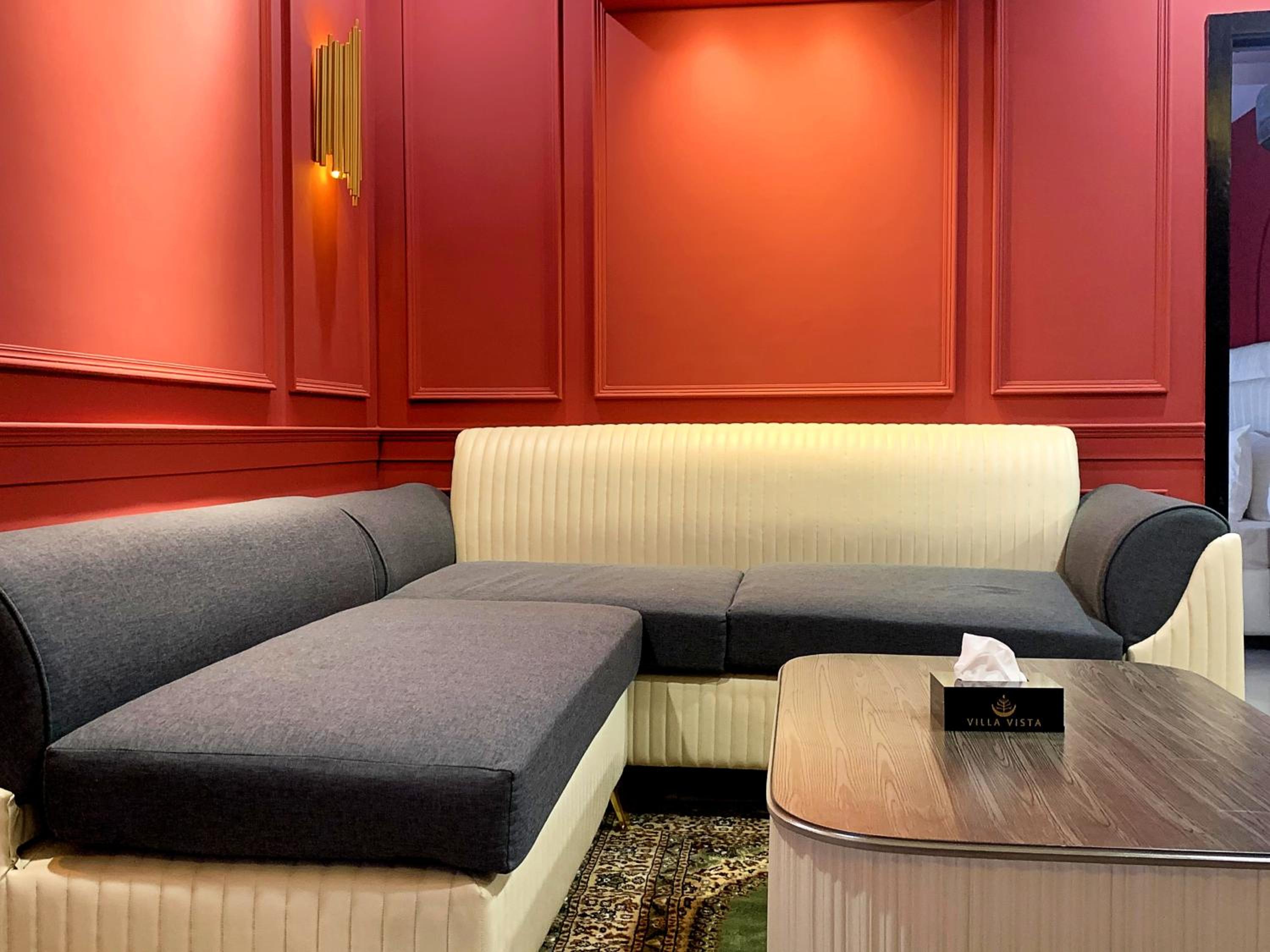 Regal Suite by StayMehman