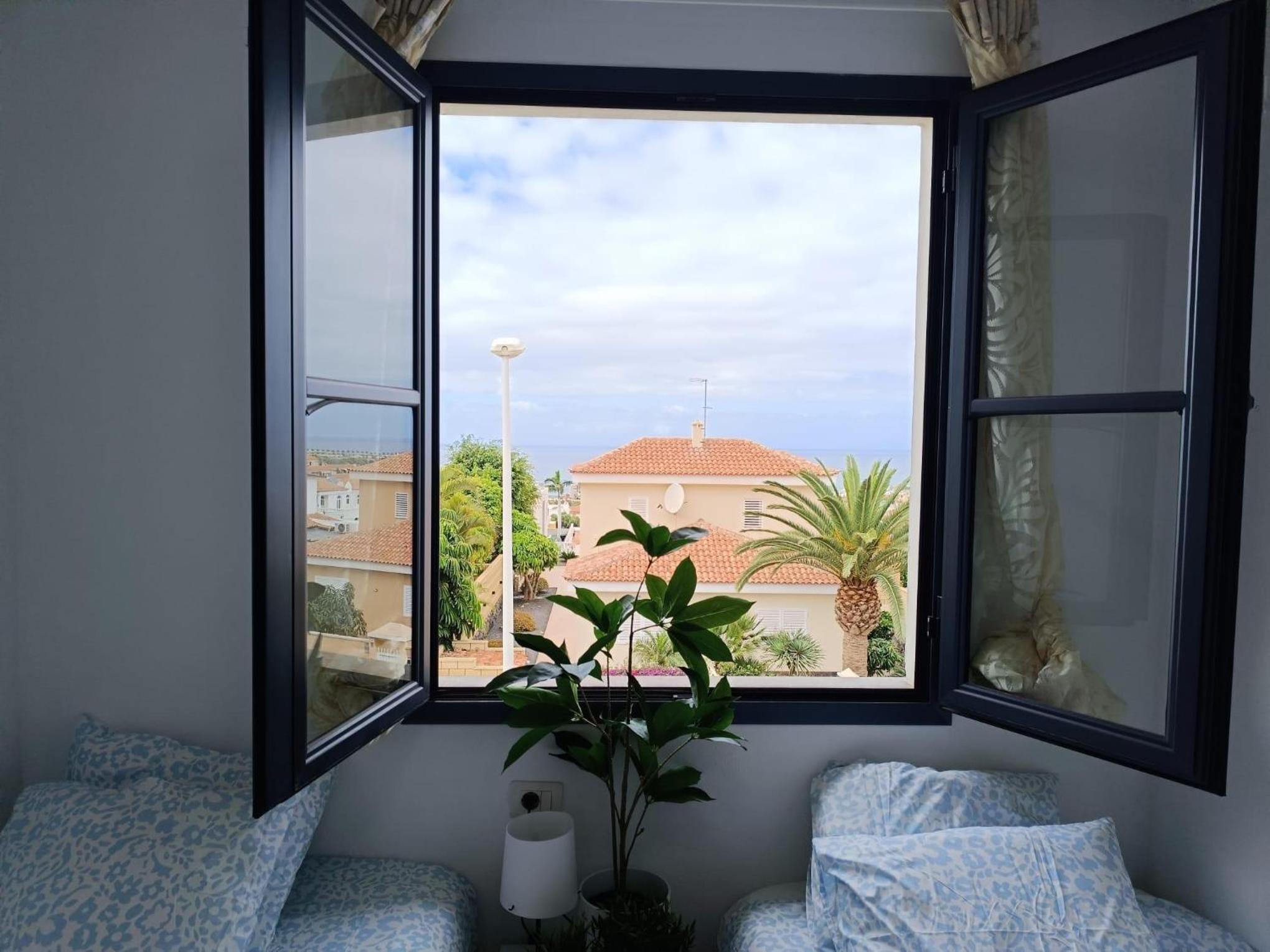 Villa-CostaAdeje-3BR-Balcony-WiFi-Parking