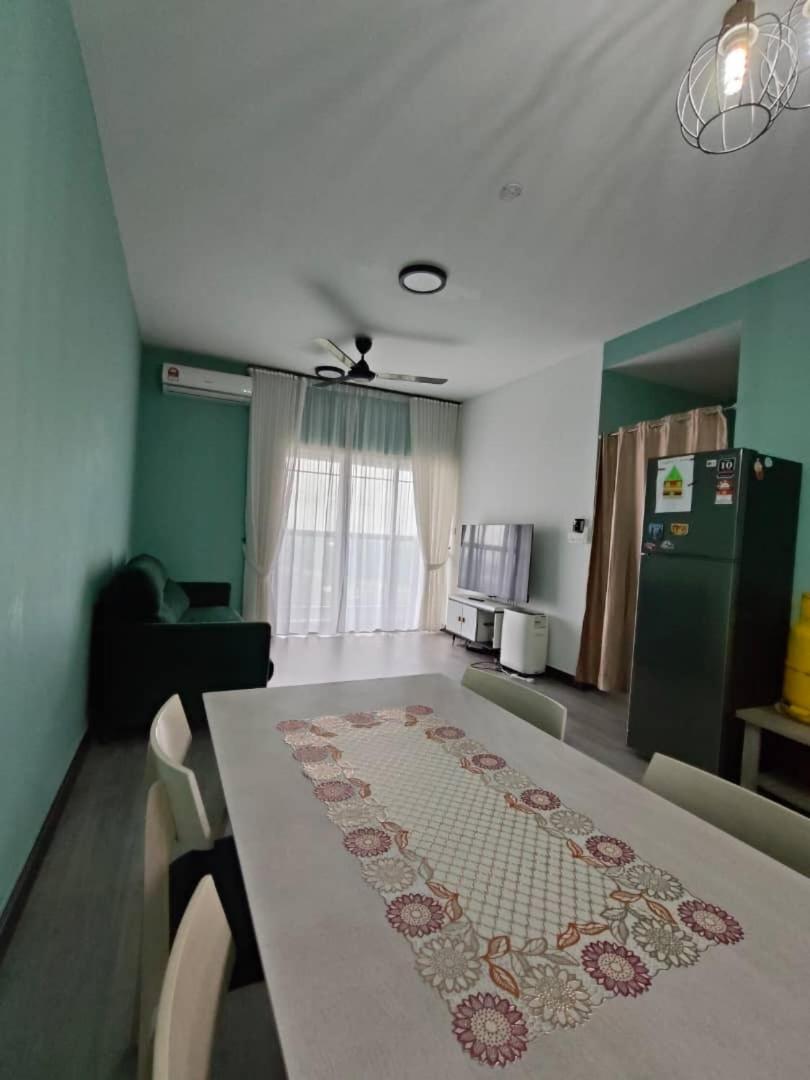 Delta2407 Alanis Tripple A Suite near KUL Airport photo 7