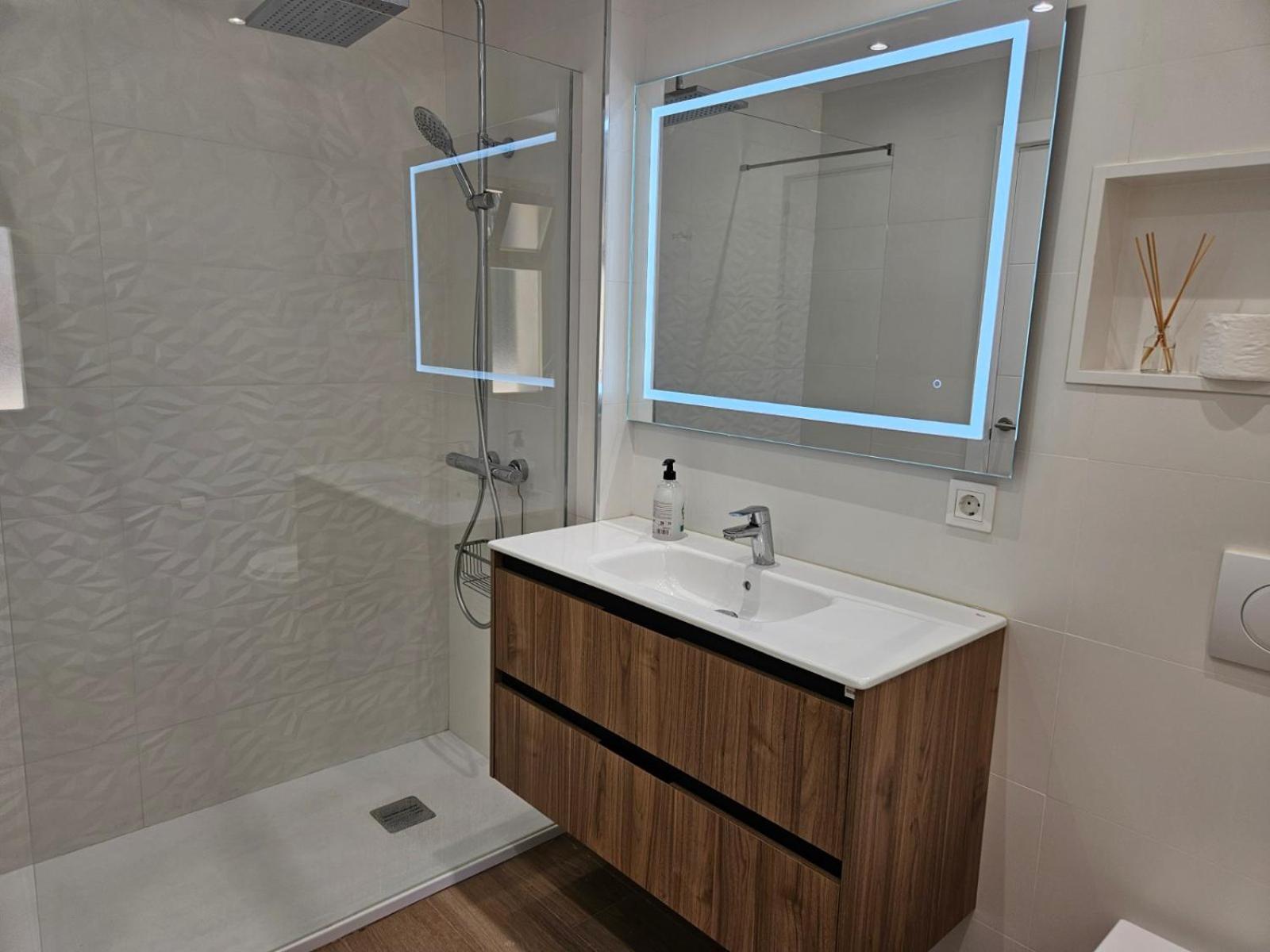 SEA VIEW PENTHOUSE studio ROMANA PLAYA Elviria Marbella