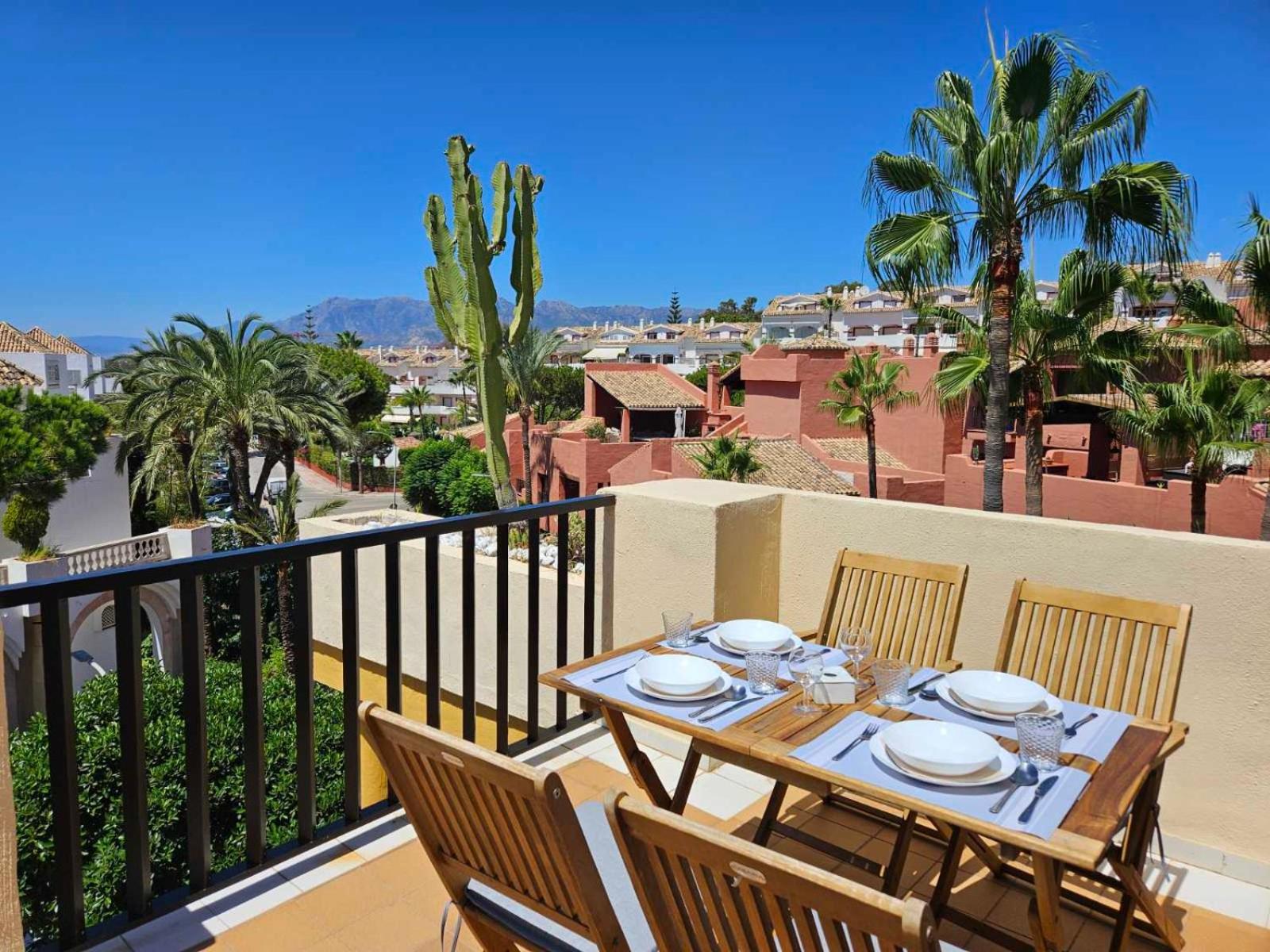 SEA VIEW PENTHOUSE studio ROMANA PLAYA Elviria Marbella