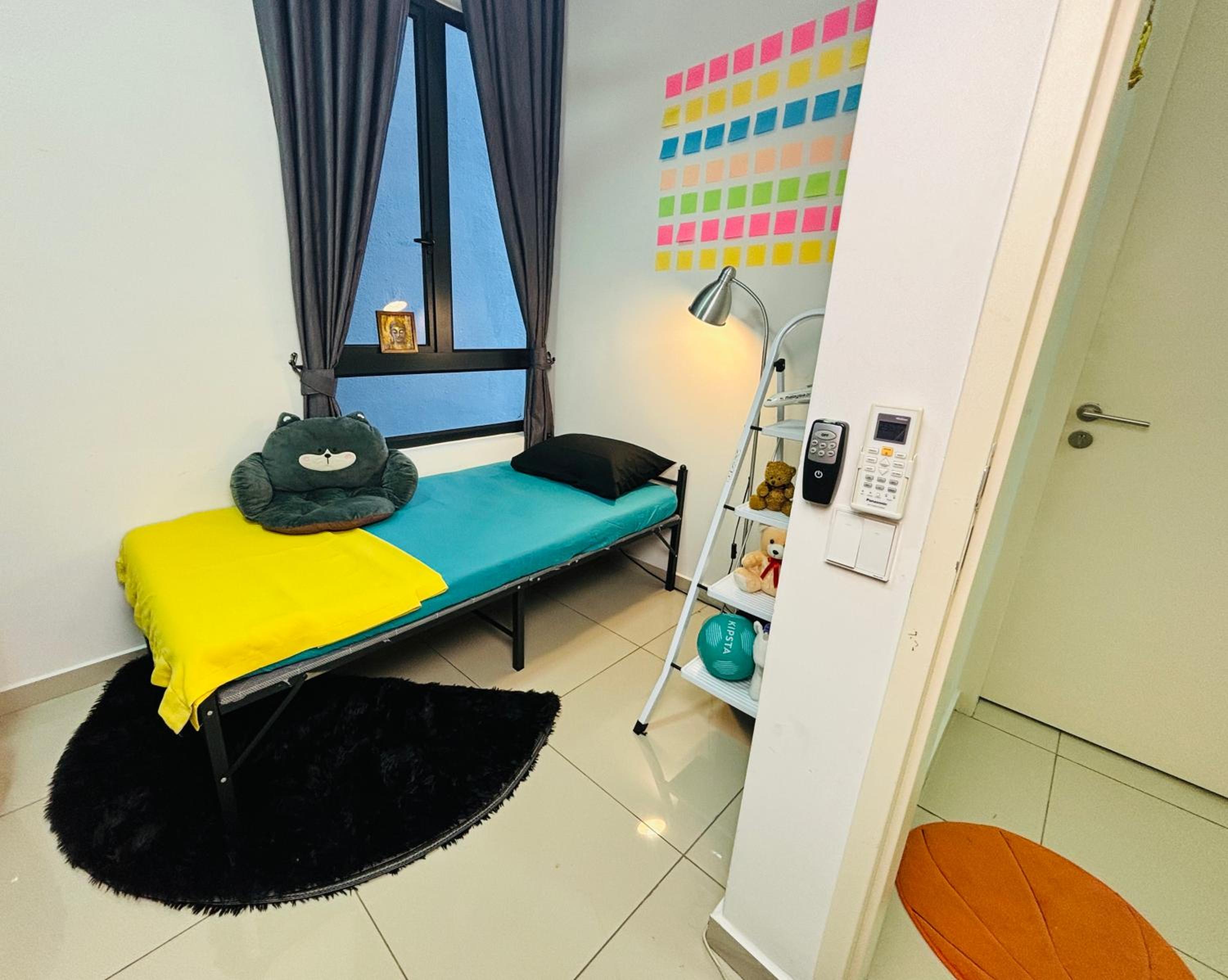 Aqua Den Private Room