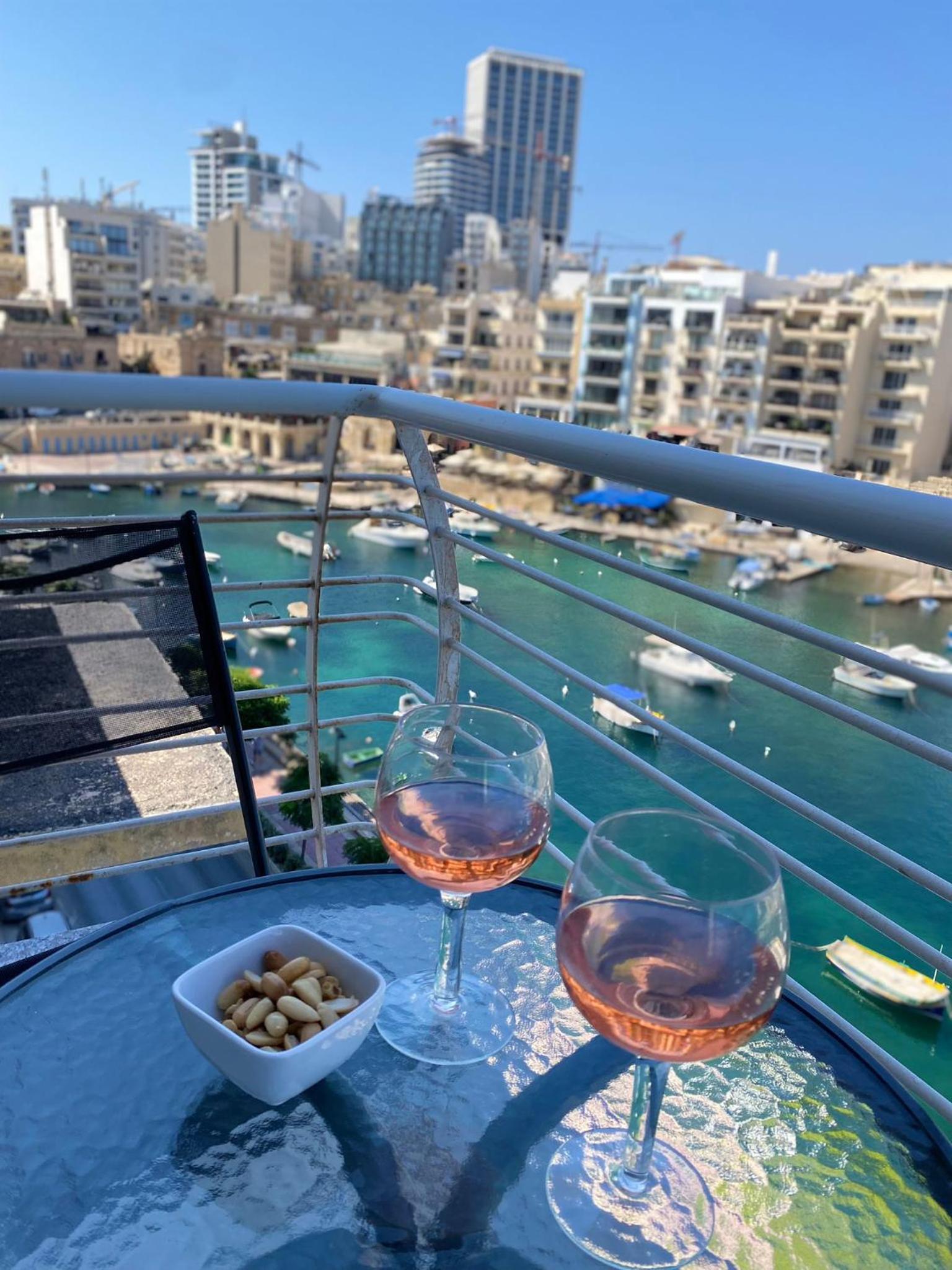 Spinola Shoreline Homestay St Julians photo 2