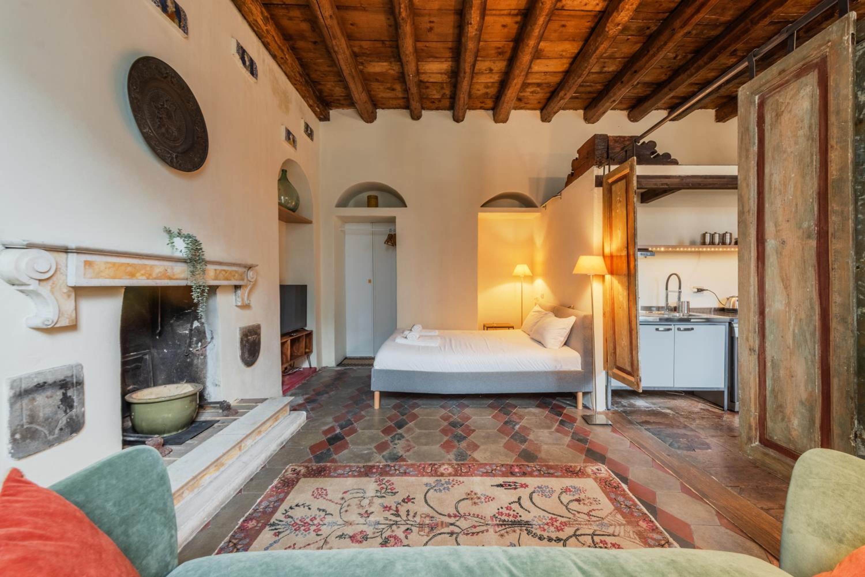 EasyTopStay - Porta Garibaldi Antique Charm