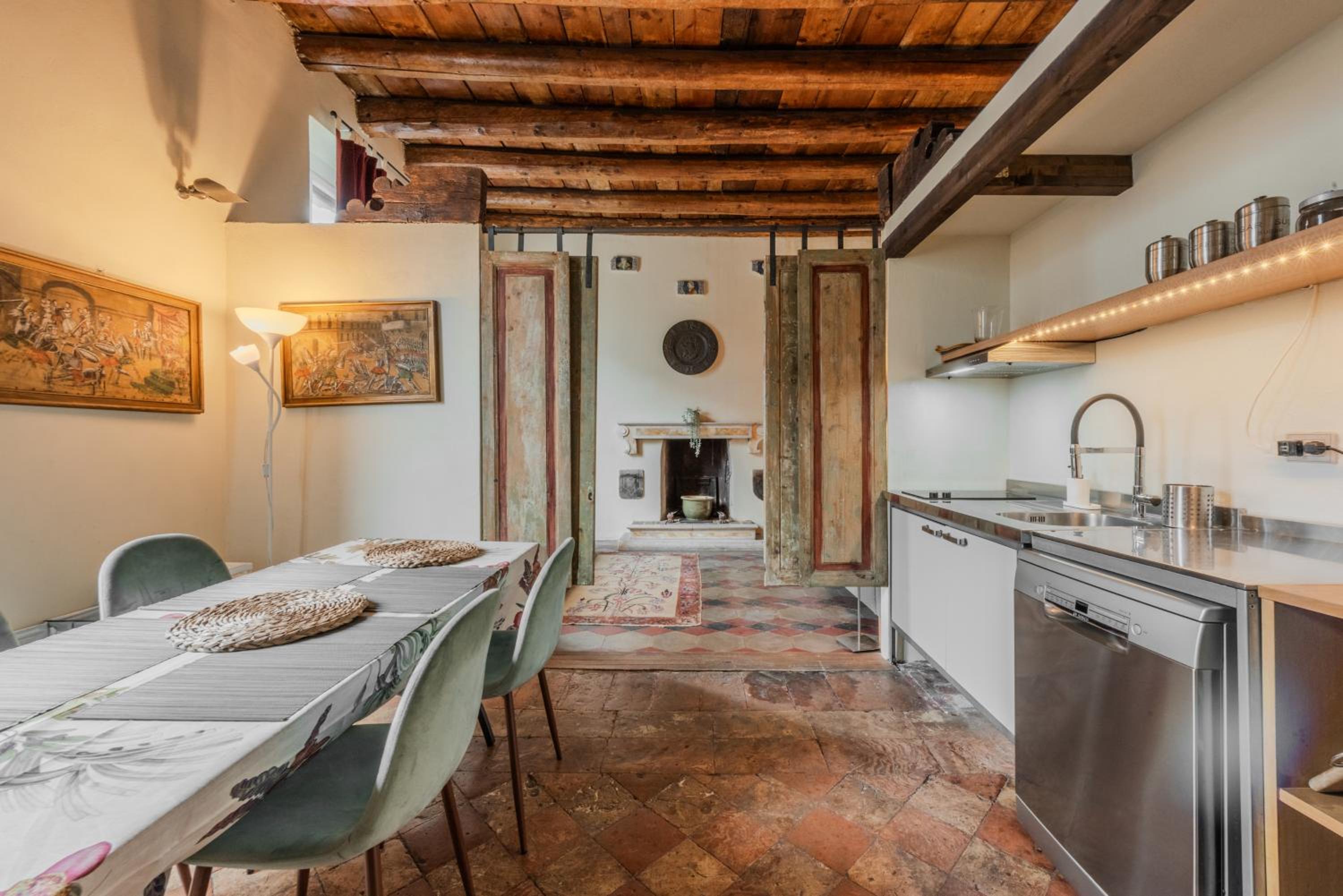 EasyTopStay - Porta Garibaldi Antique Charm