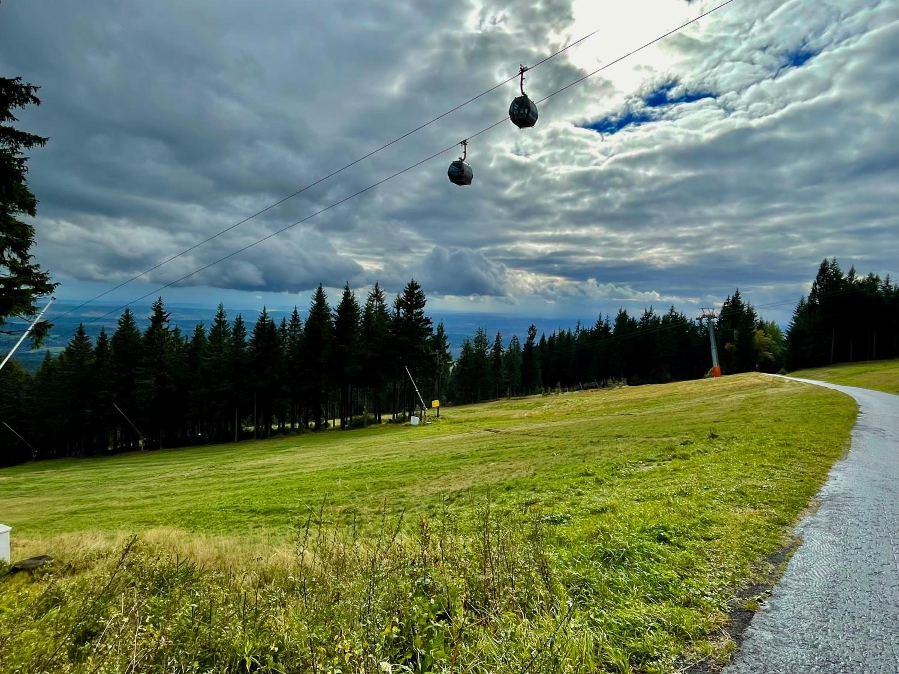 Apartment NAVI- Modern studio in Krkonoše foothills