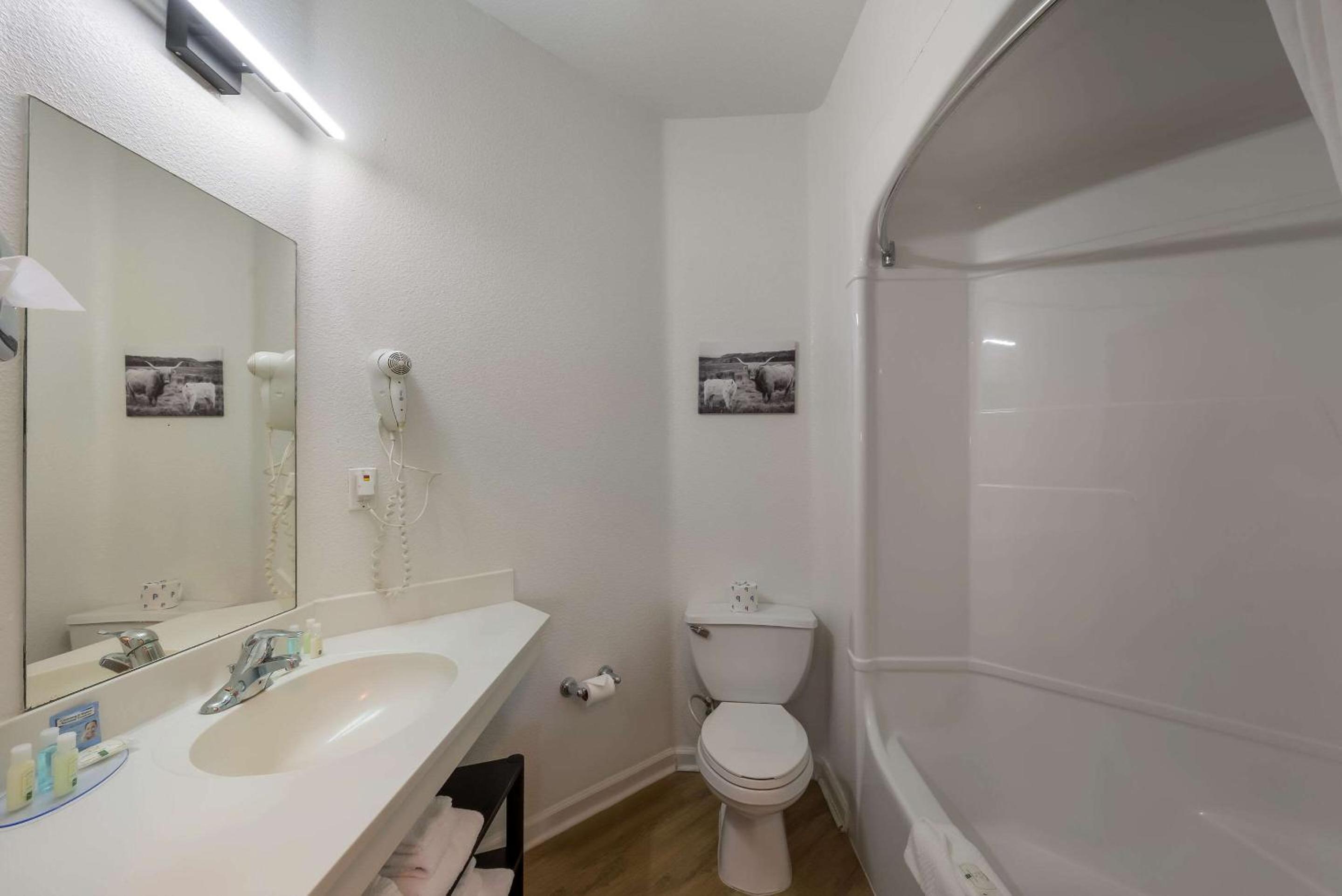 Yuba City Vacations - Quality Inn Yuba City-Marysville - Property Image 3