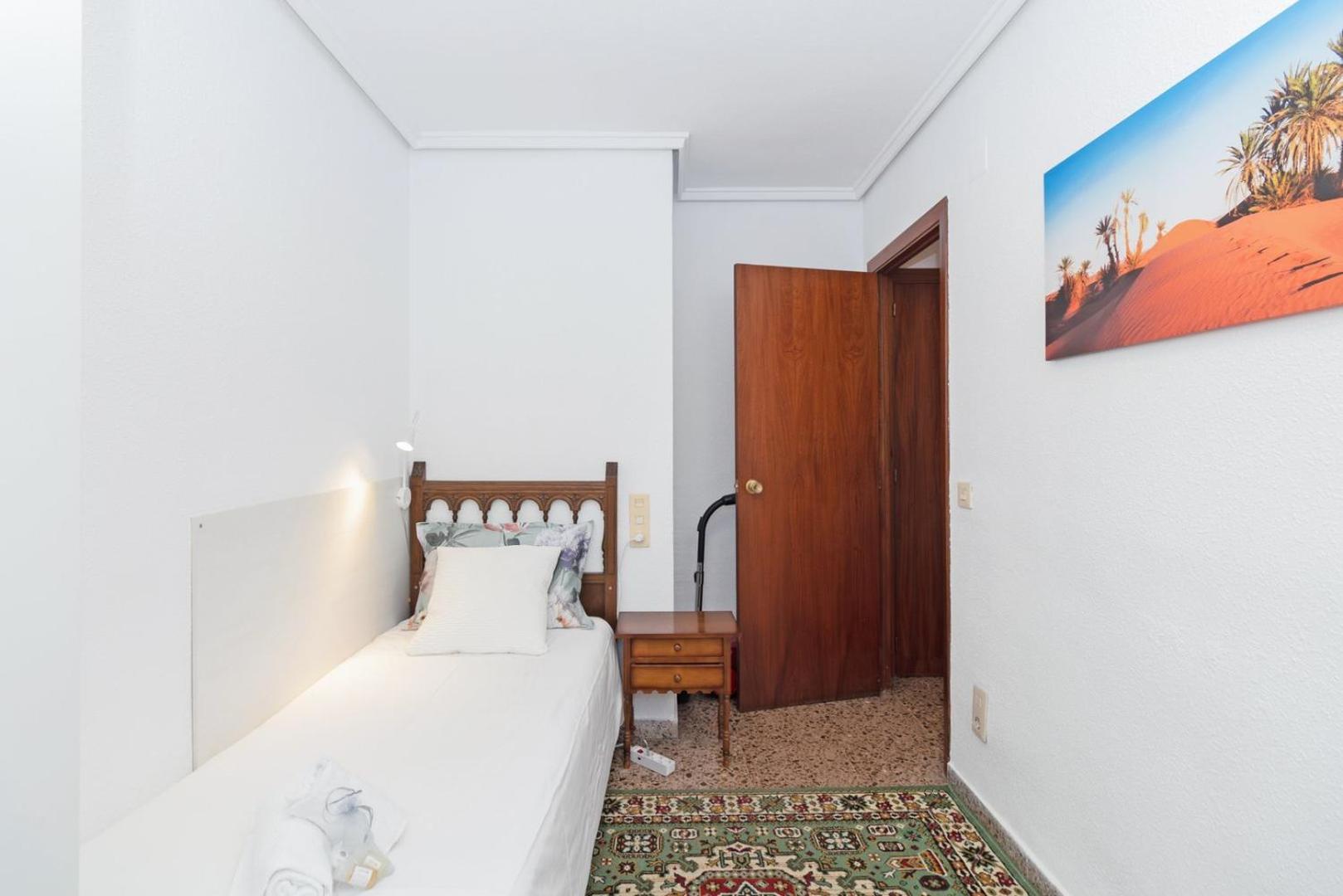 GuestReady - Lindo piso muy espacioso en Valencia view 5