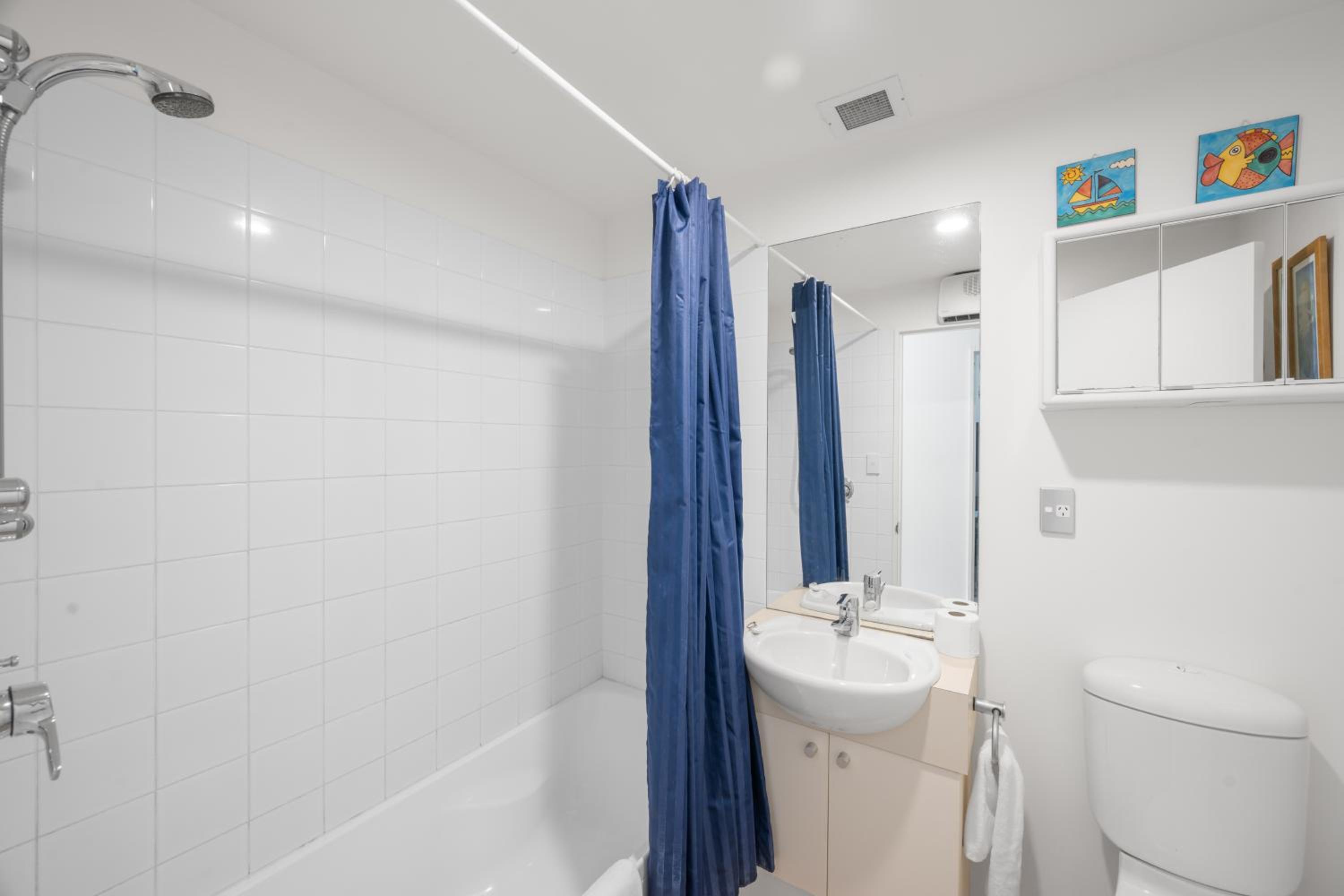 Unit 8 Waterfront Holiday Home view 2