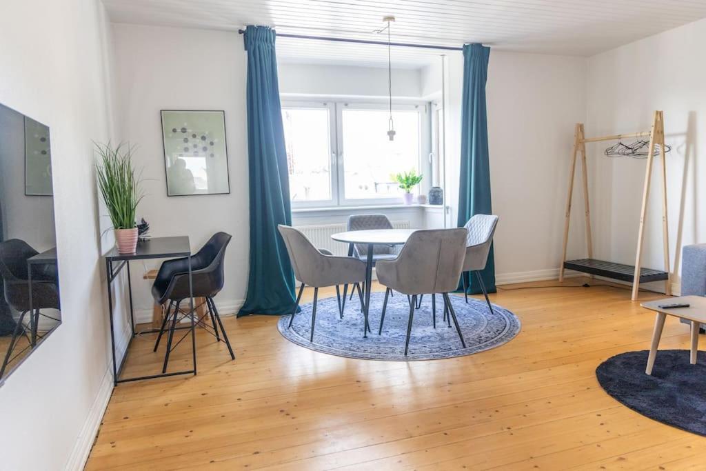 Aalborg lejlighed med fri parkering i dejligt område