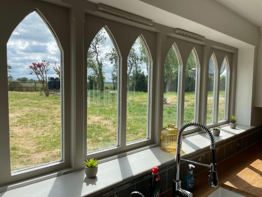 Old Cottage - English Countryside Retreat view 4