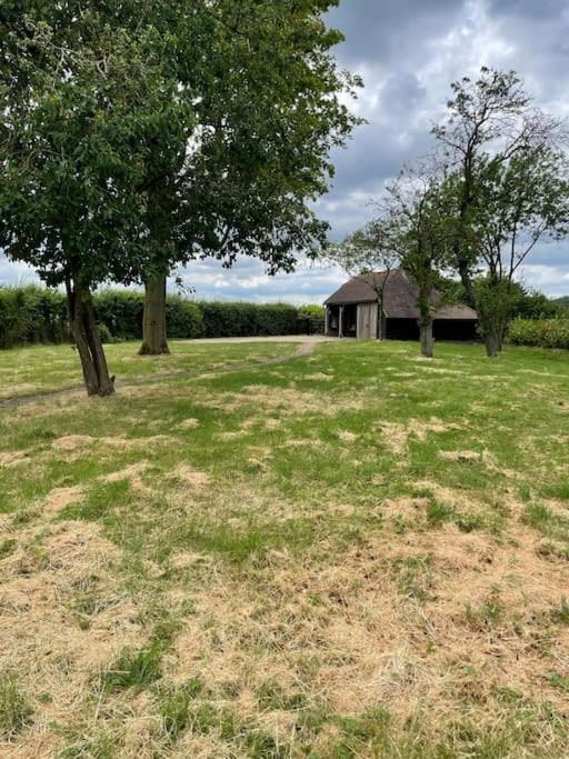 Old Cottage - English Countryside Retreat view 5