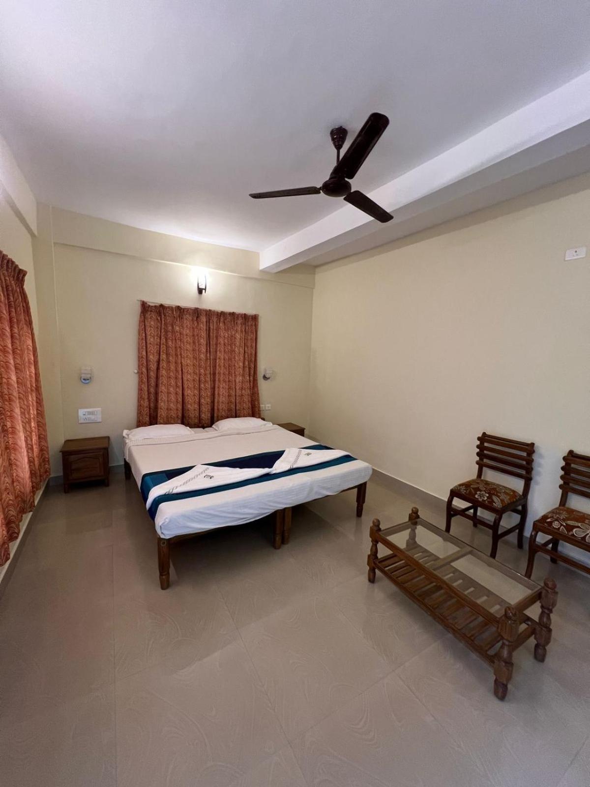 YMCA kumily guest house view 2