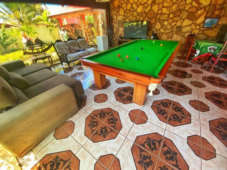 Linda Casa de Praia em Jaconé com Piscina & Quadra