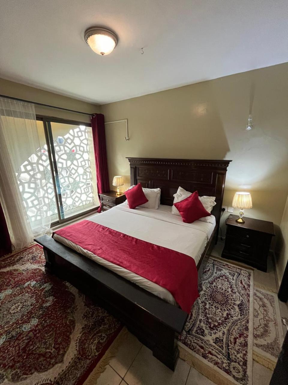 Atlantis Suites and Apartments