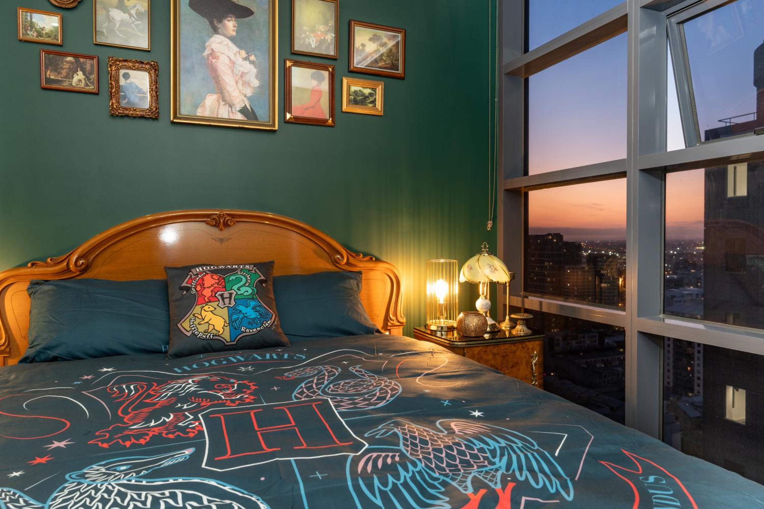 Harry Potter theme apartment Enchanted retreat
