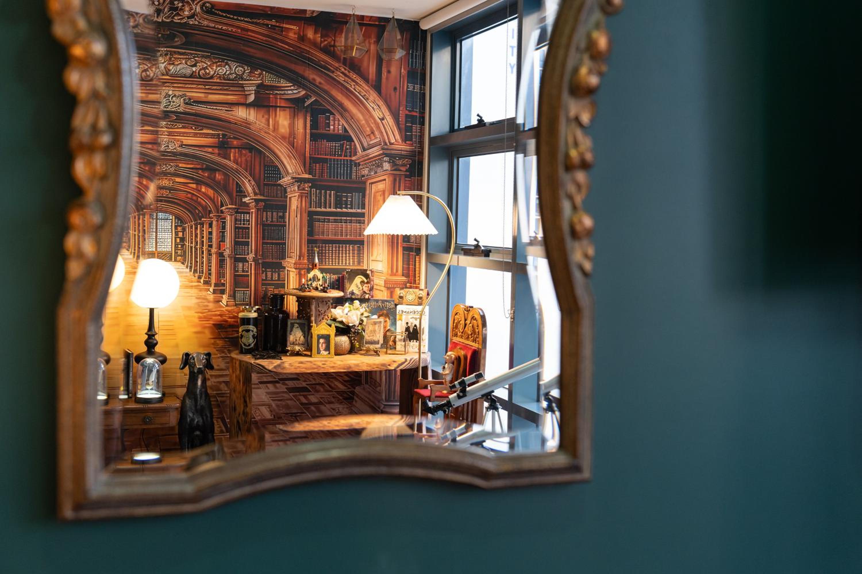 Harry Potter theme apartment Enchanted retreat