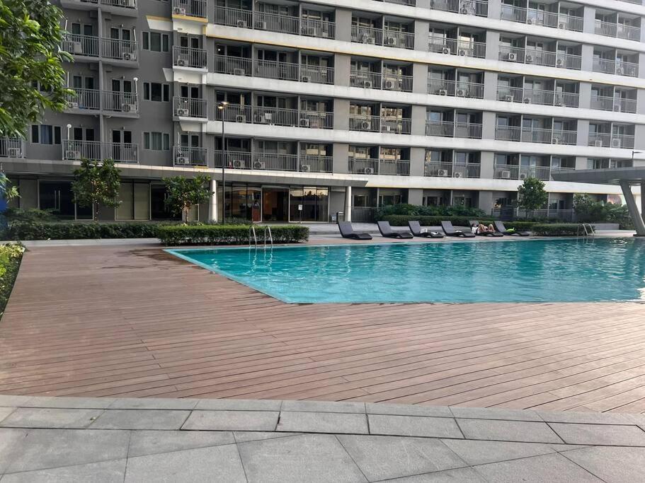 Cozy Vibrant Staycation Netflix Wifi Mandaluyong