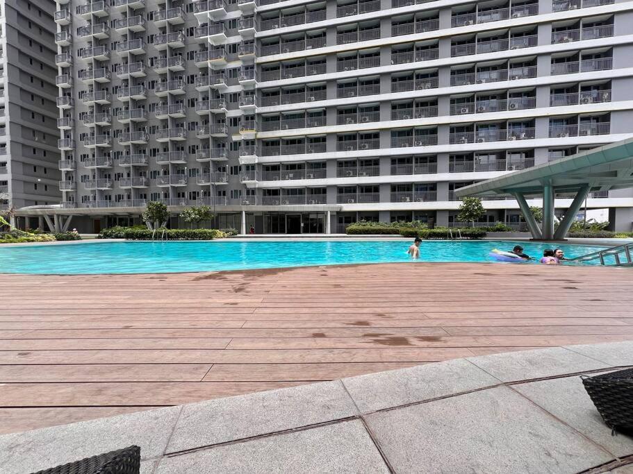 Cozy Vibrant Staycation Netflix Wifi Mandaluyong