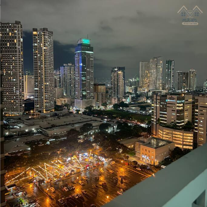 Cozy Vibrant Staycation Netflix Wifi Mandaluyong
