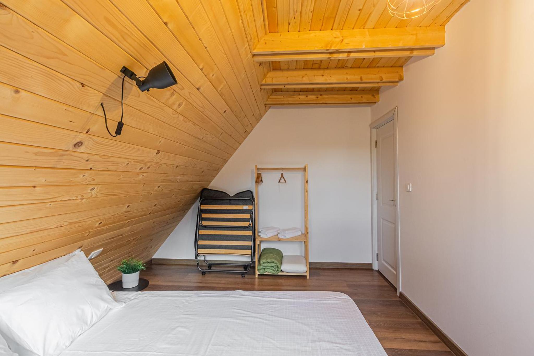 Cabana Timbernest & Hot Tubs