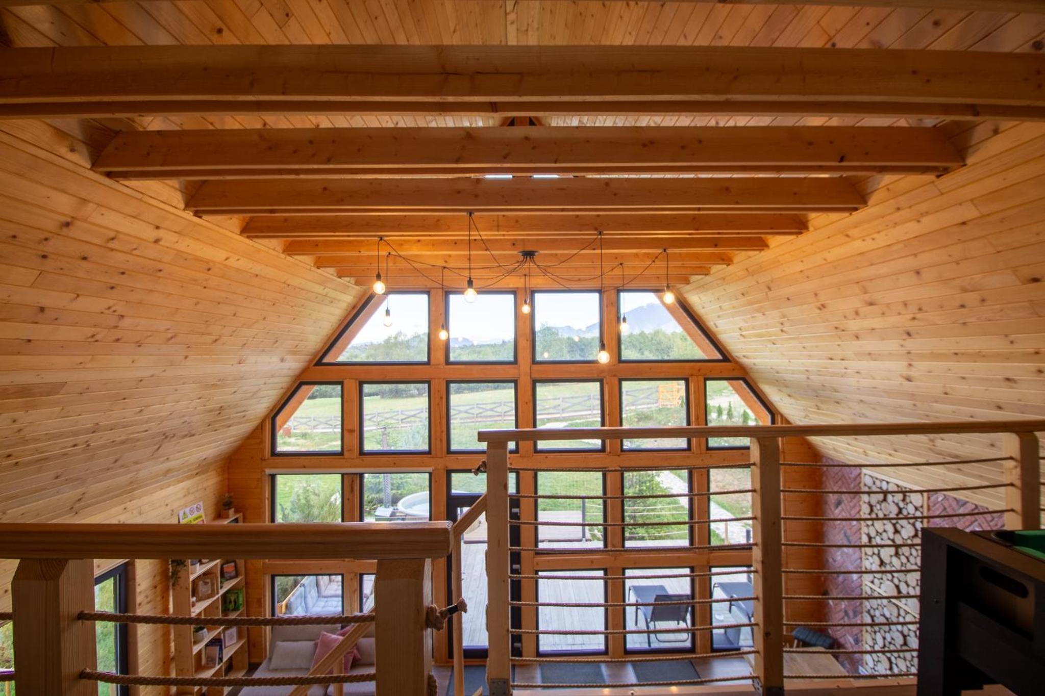 Cabana Timbernest & Hot Tubs