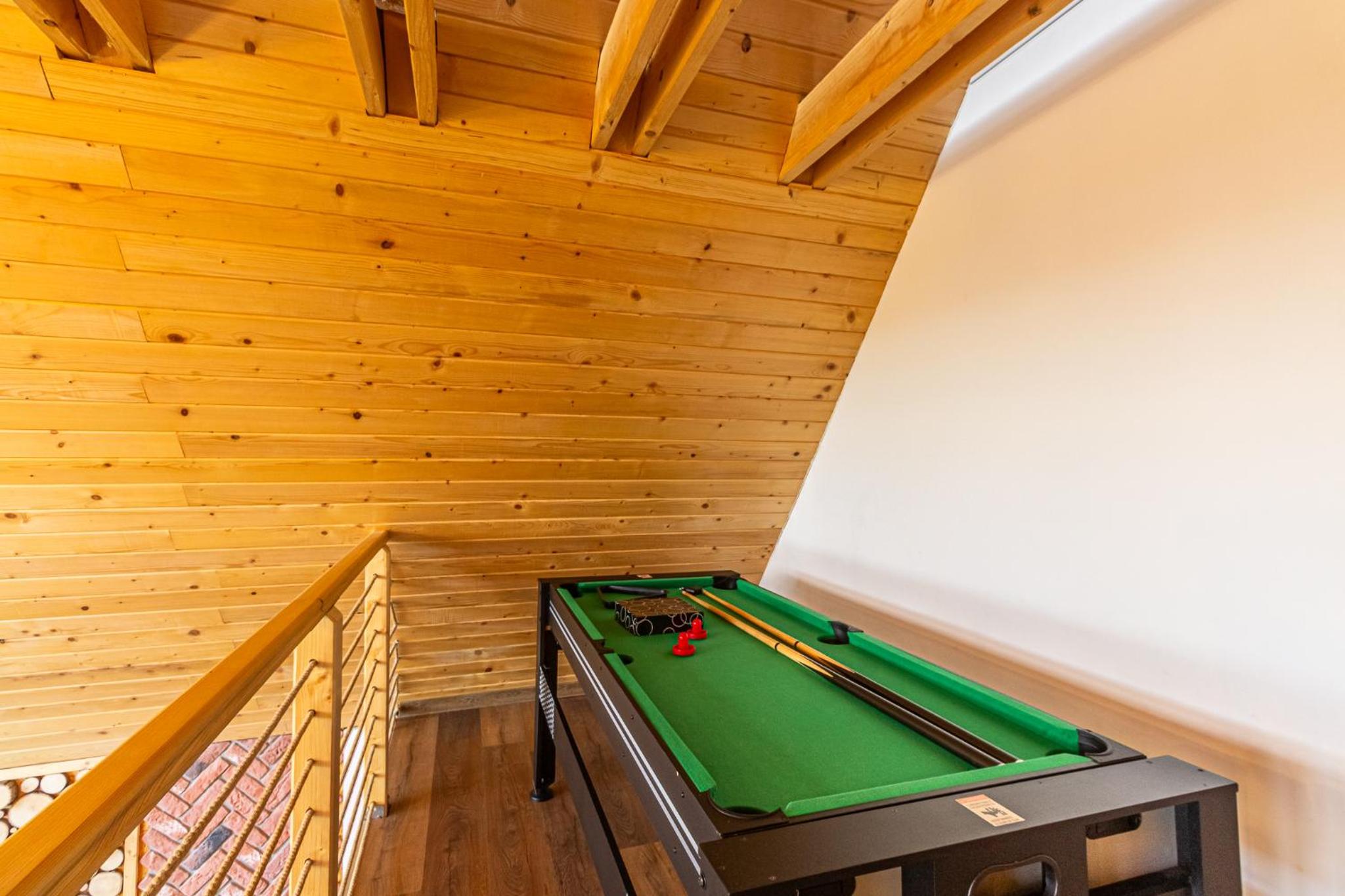 Cabana Timbernest & Hot Tubs