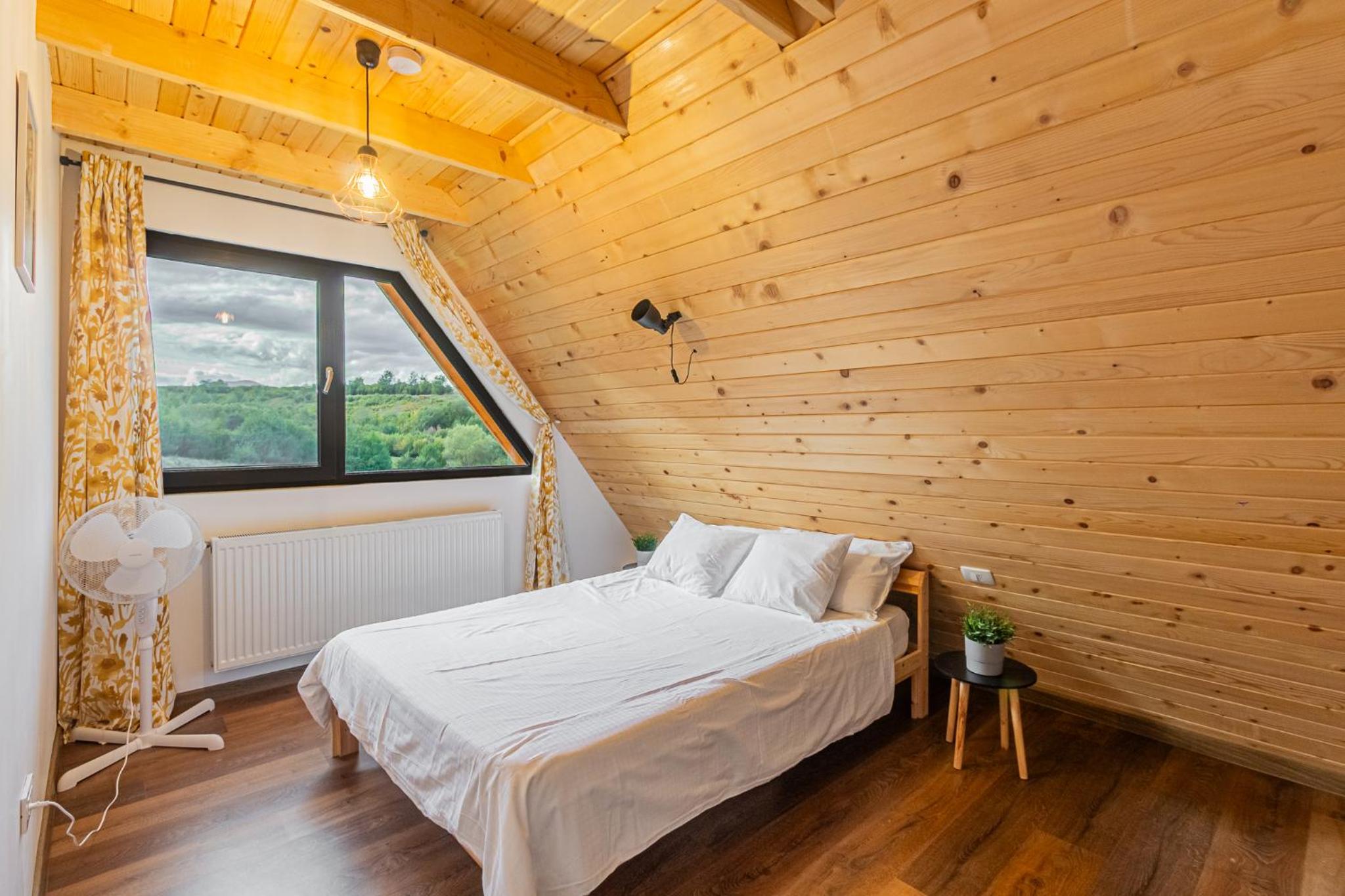 Cabana Timbernest & Hot Tubs