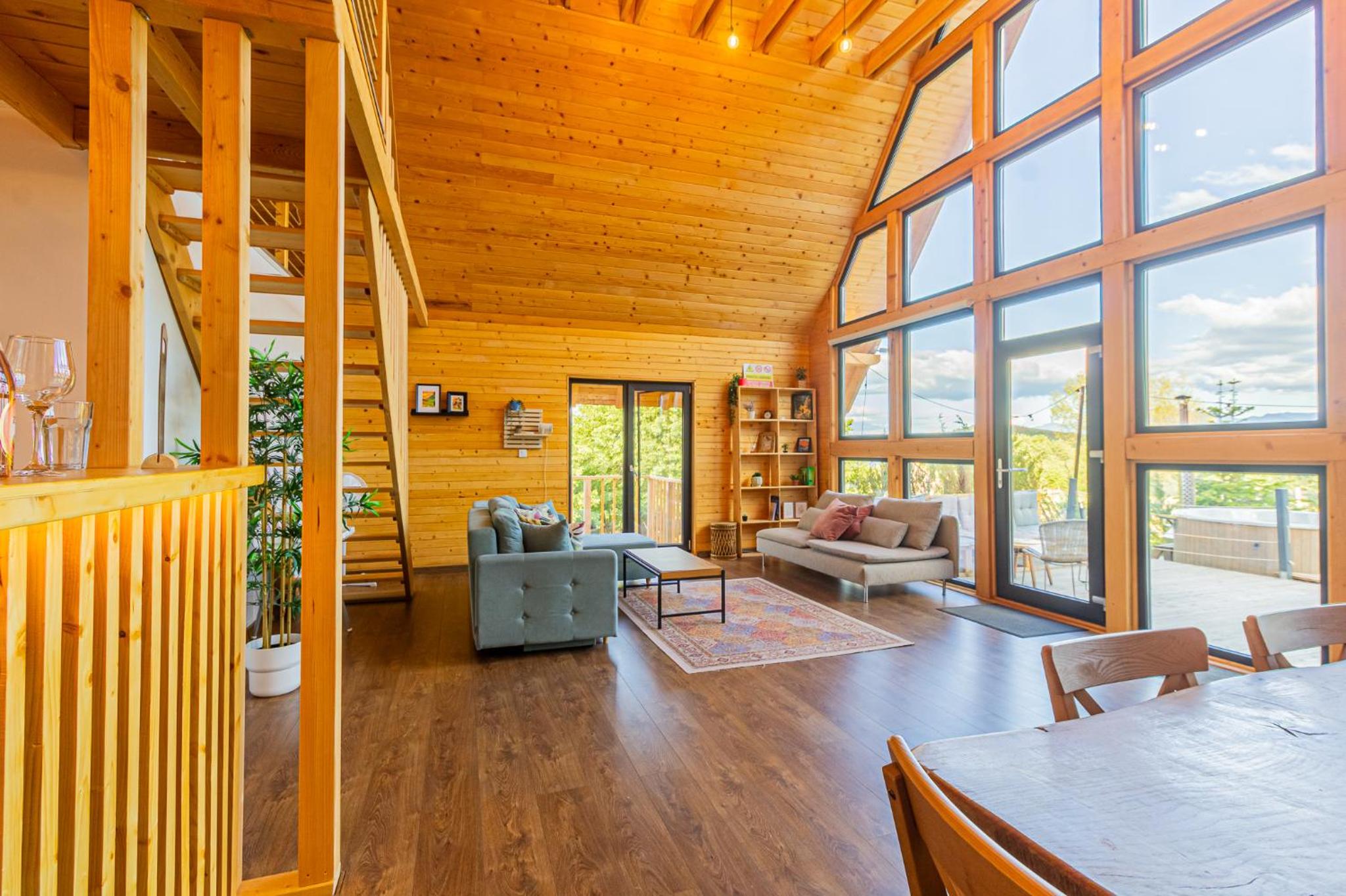 Cabana Timbernest & Hot Tubs