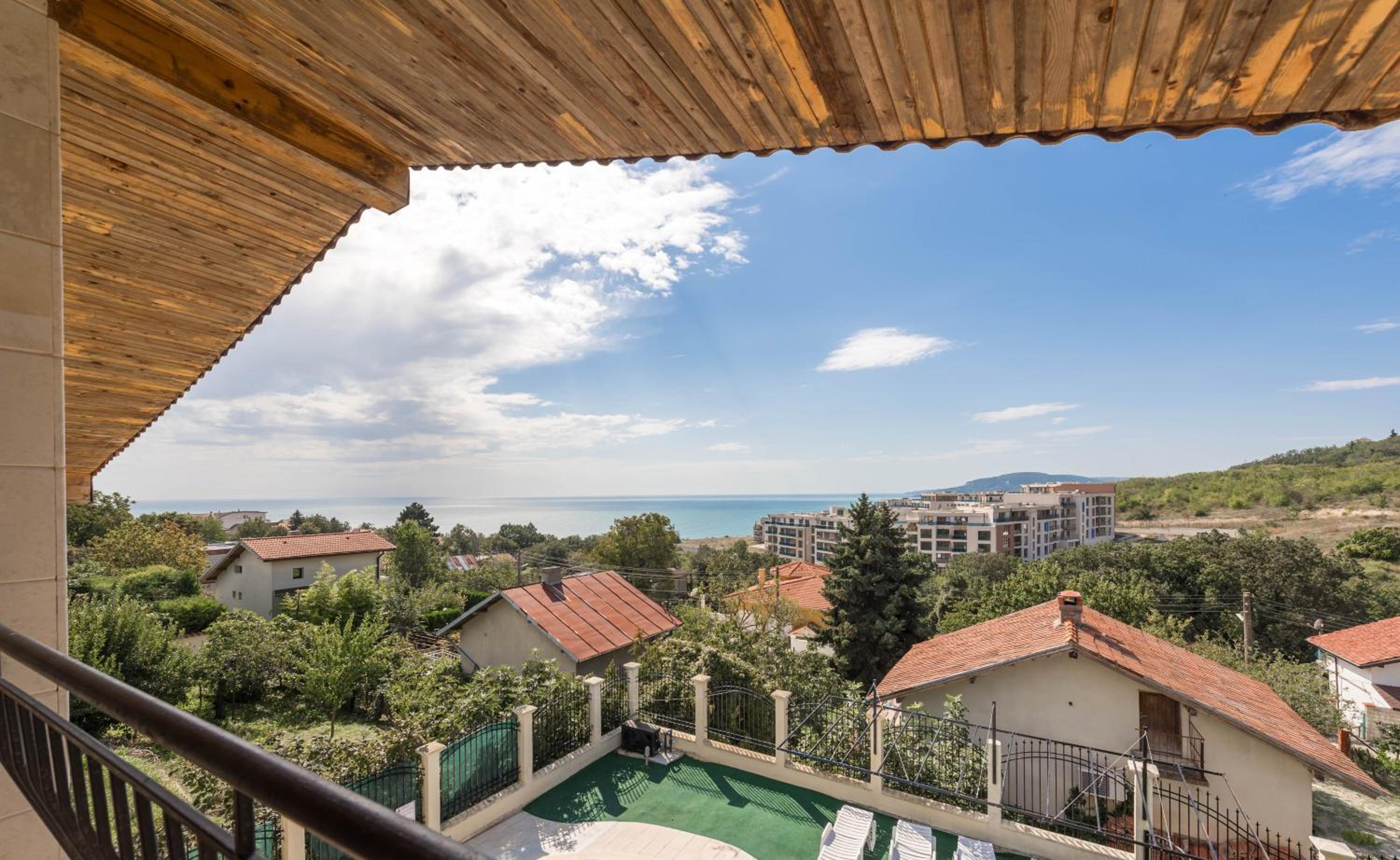 Villa Sineva - Pool, BBQ & Seaview