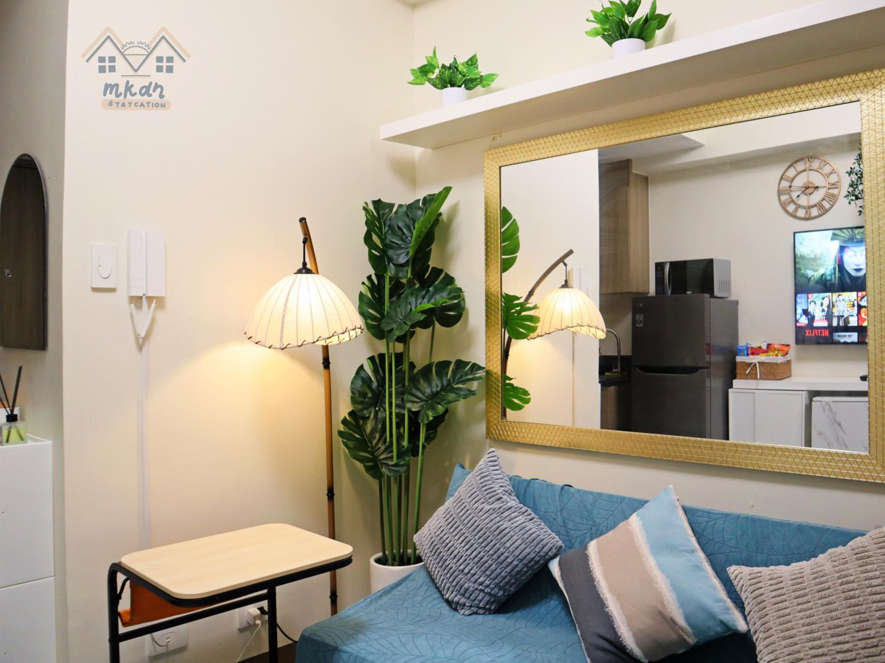 Cozy Vibrant Staycation Netflix Wifi Mandaluyong