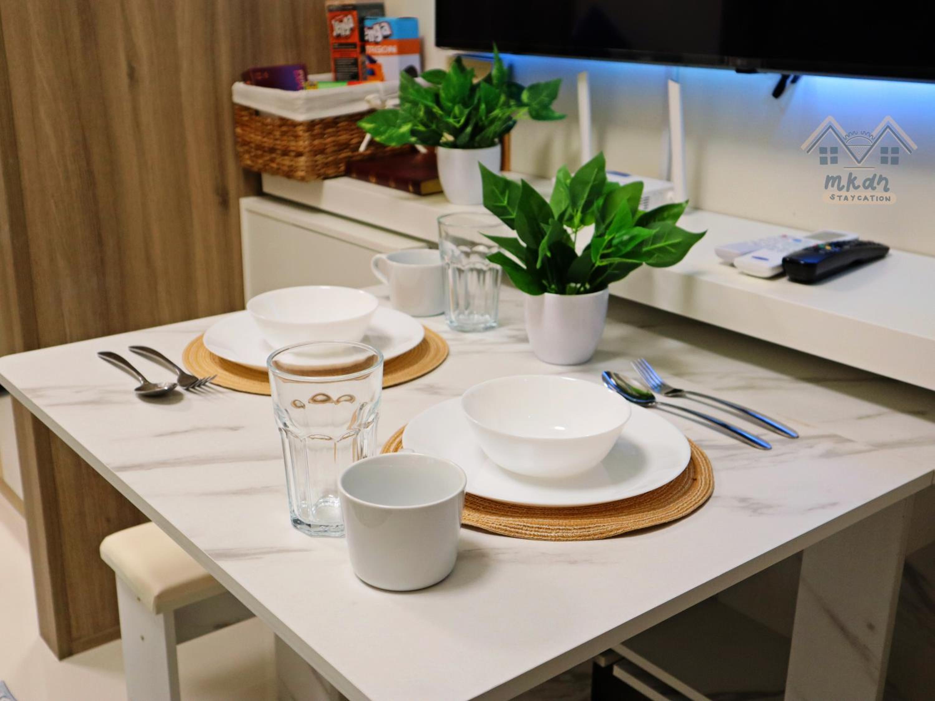 Cozy Vibrant Staycation Netflix Wifi Mandaluyong