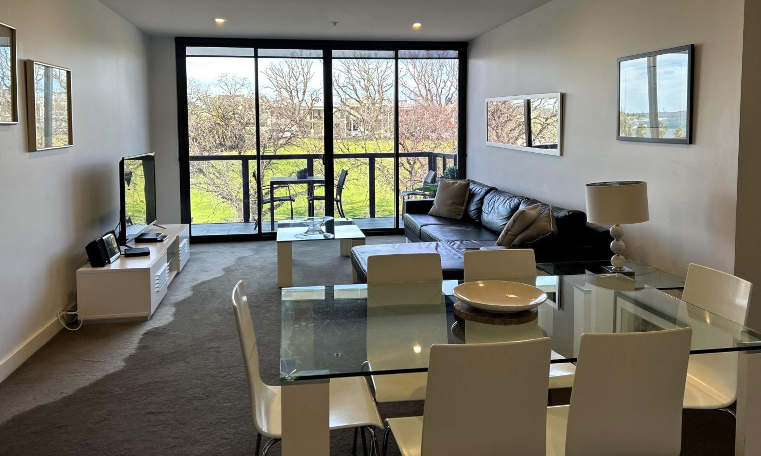 PROMENADE TOWERS 3 Bedroom Apartment with Bay Views on the Geelong Waterfront - 403