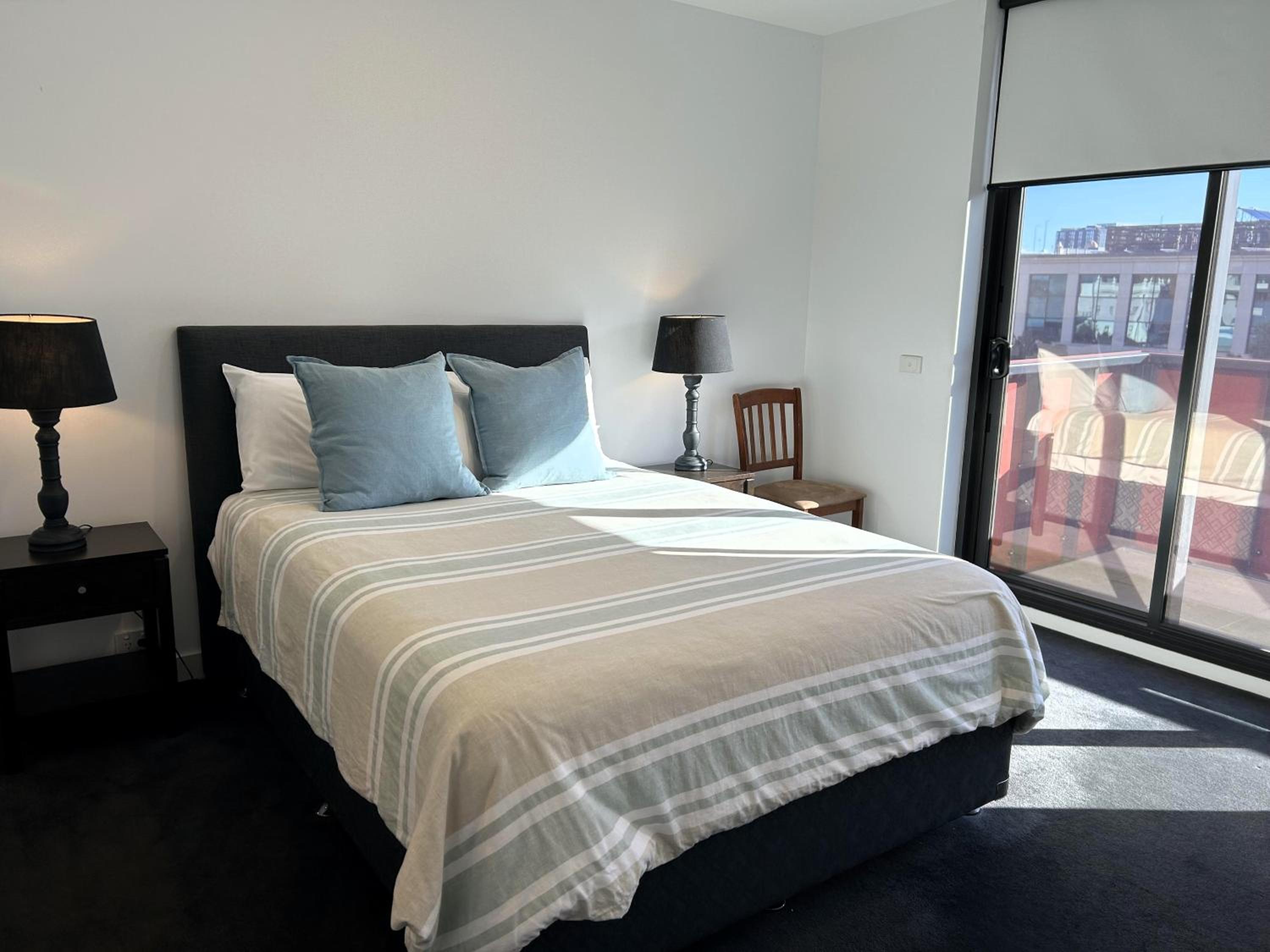 PROMENADE TOWERS 3 Bedroom Apartment with Bay Views on the Geelong Waterfront - 403
