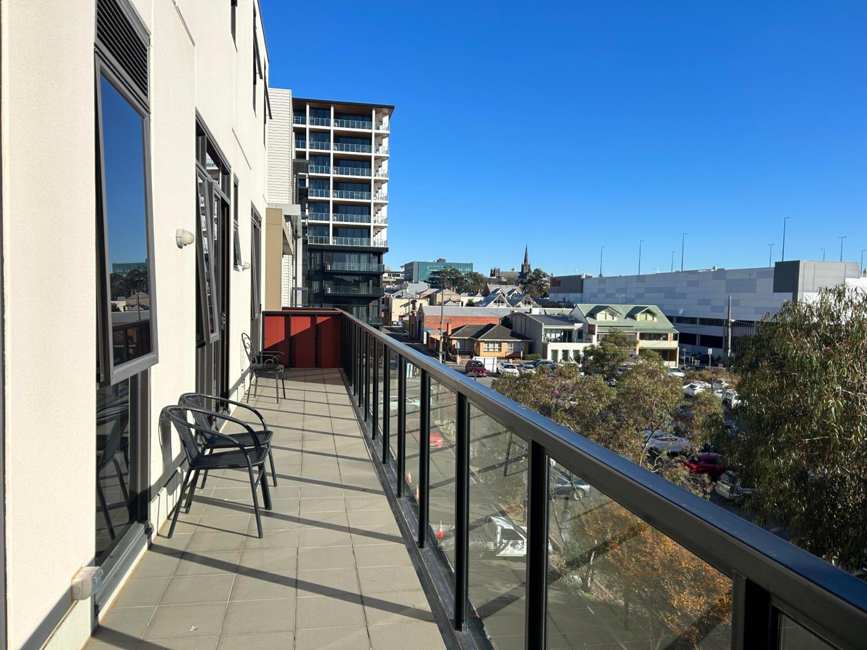 PROMENADE TOWERS 3 Bedroom Apartment with Bay Views on the Geelong Waterfront - 403