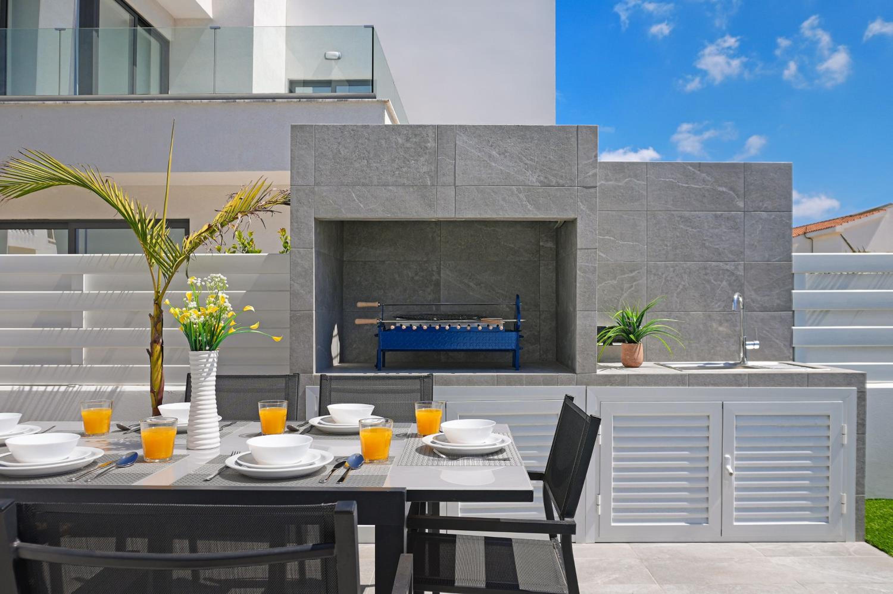 Villa Merope - 3Bed All En-suite