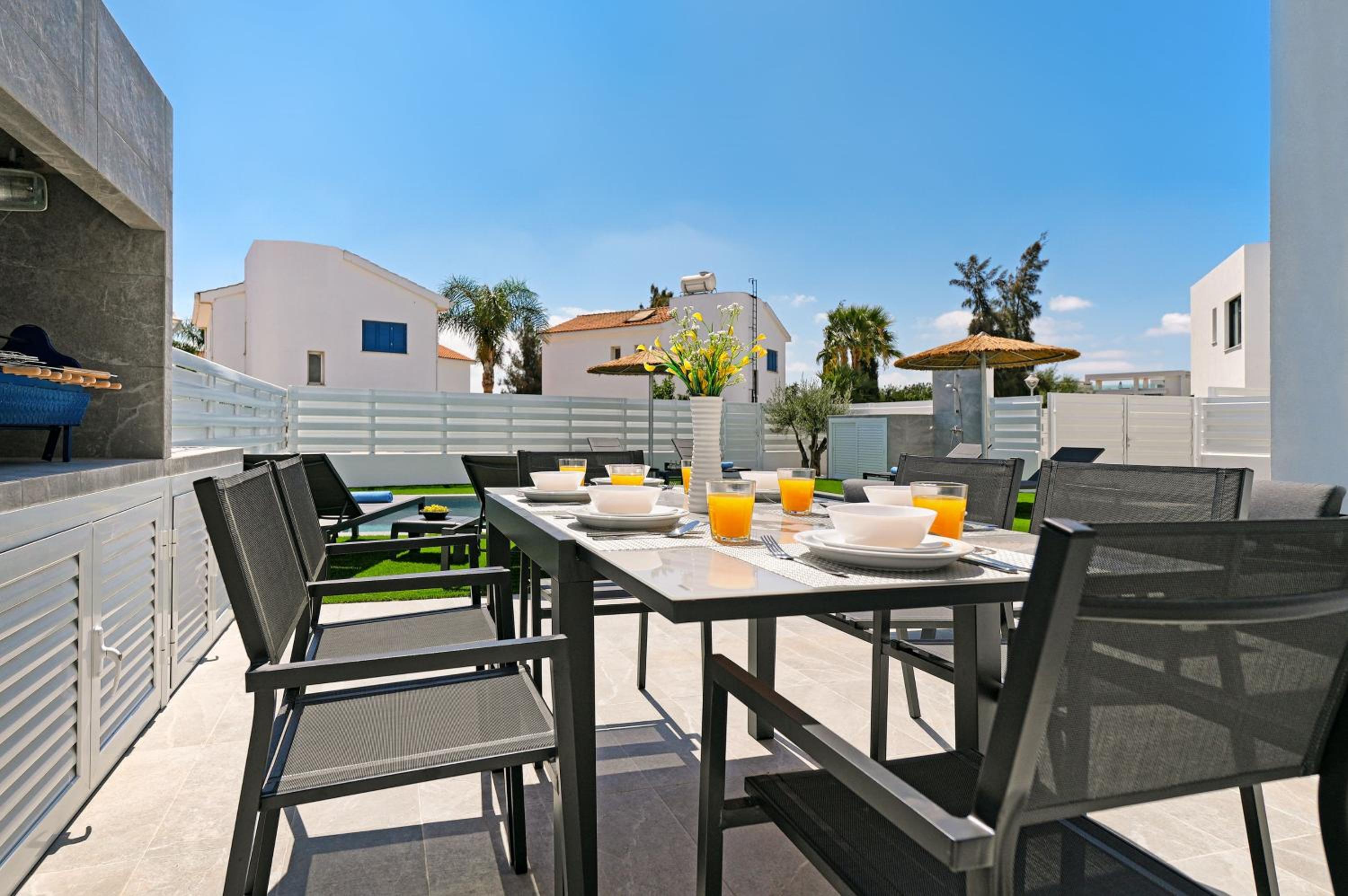Villa Merope - 3Bed All En-suite