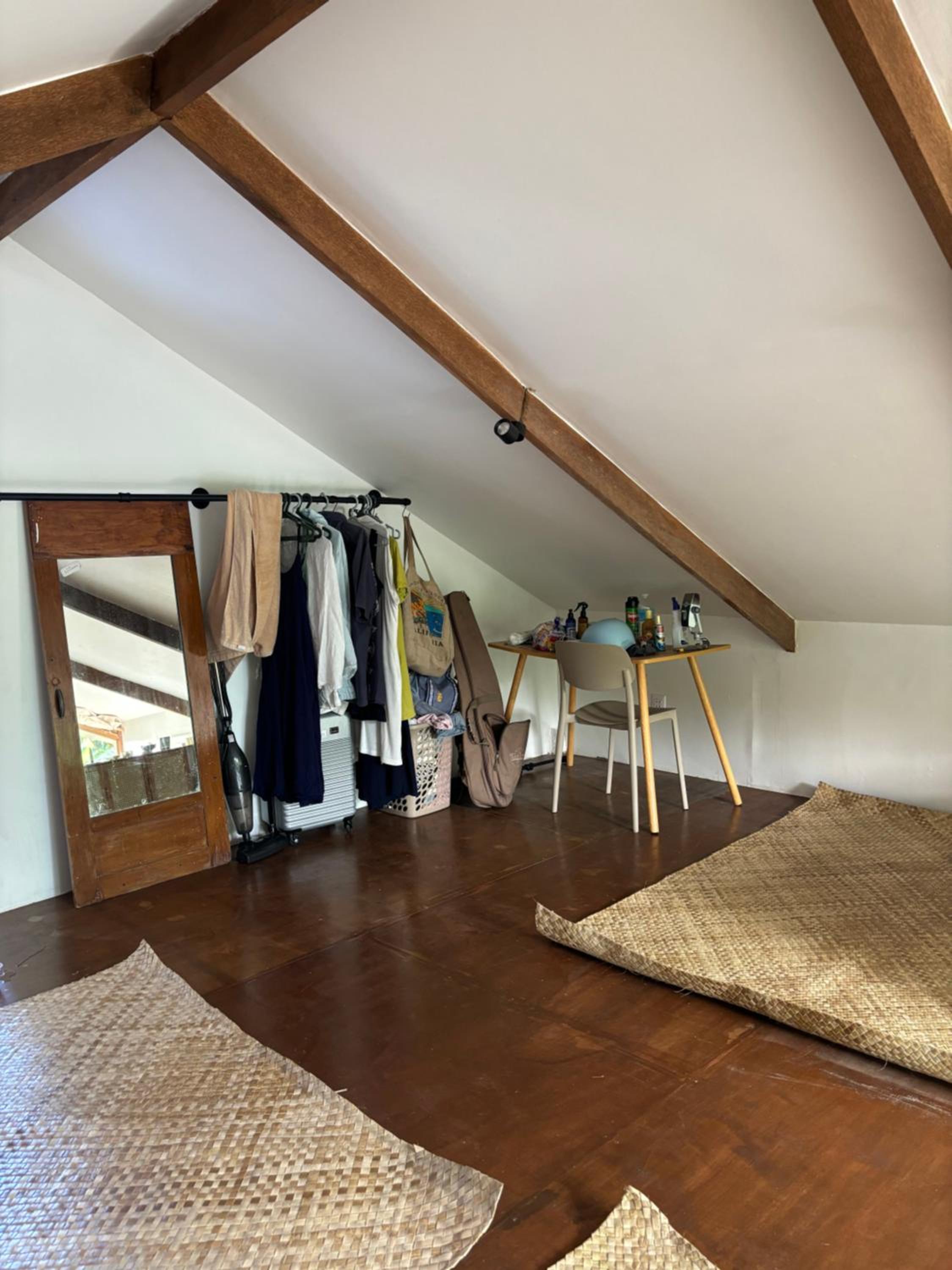 charming attic room in general luna view 4