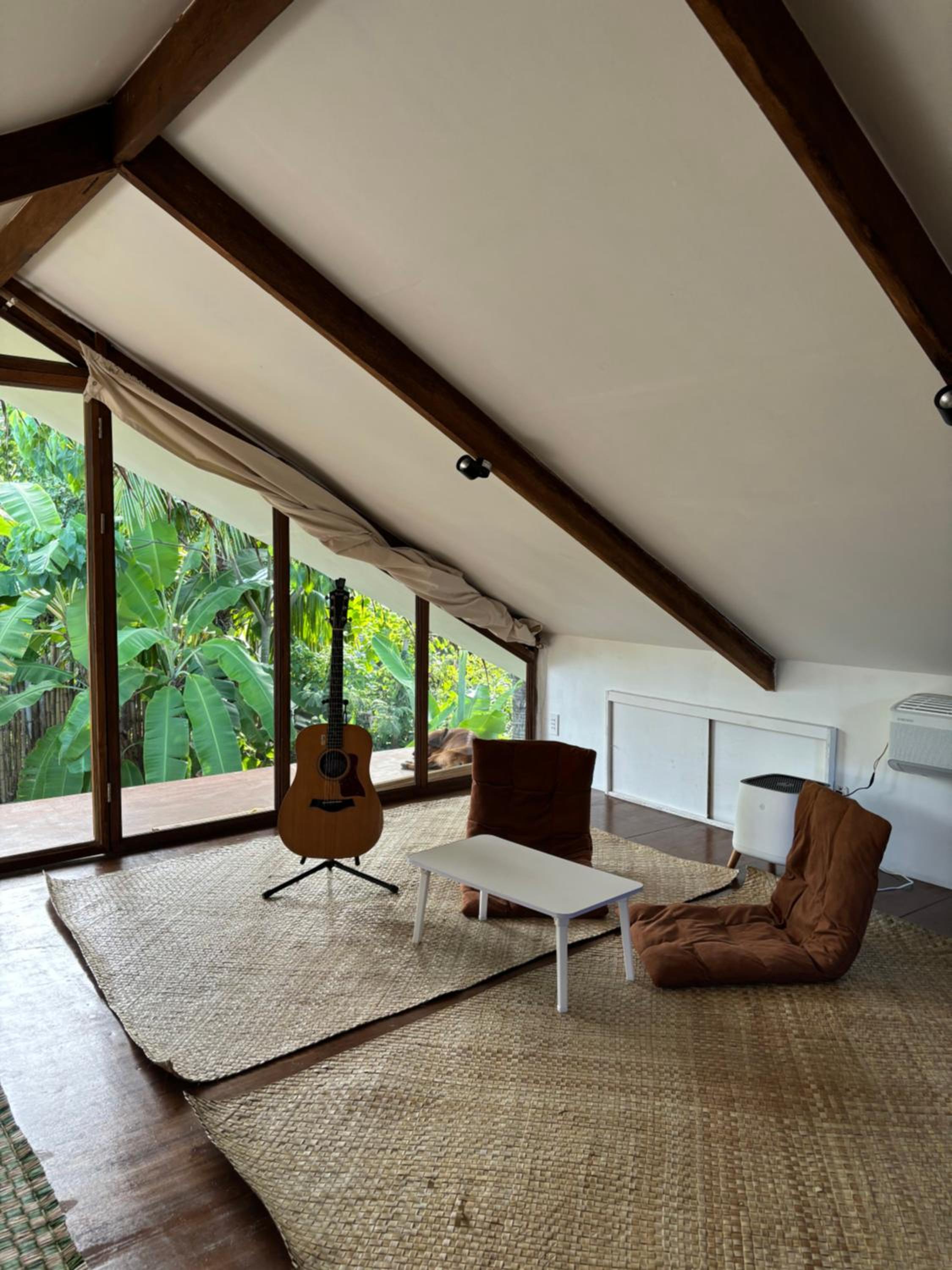 charming attic room in general luna view 2