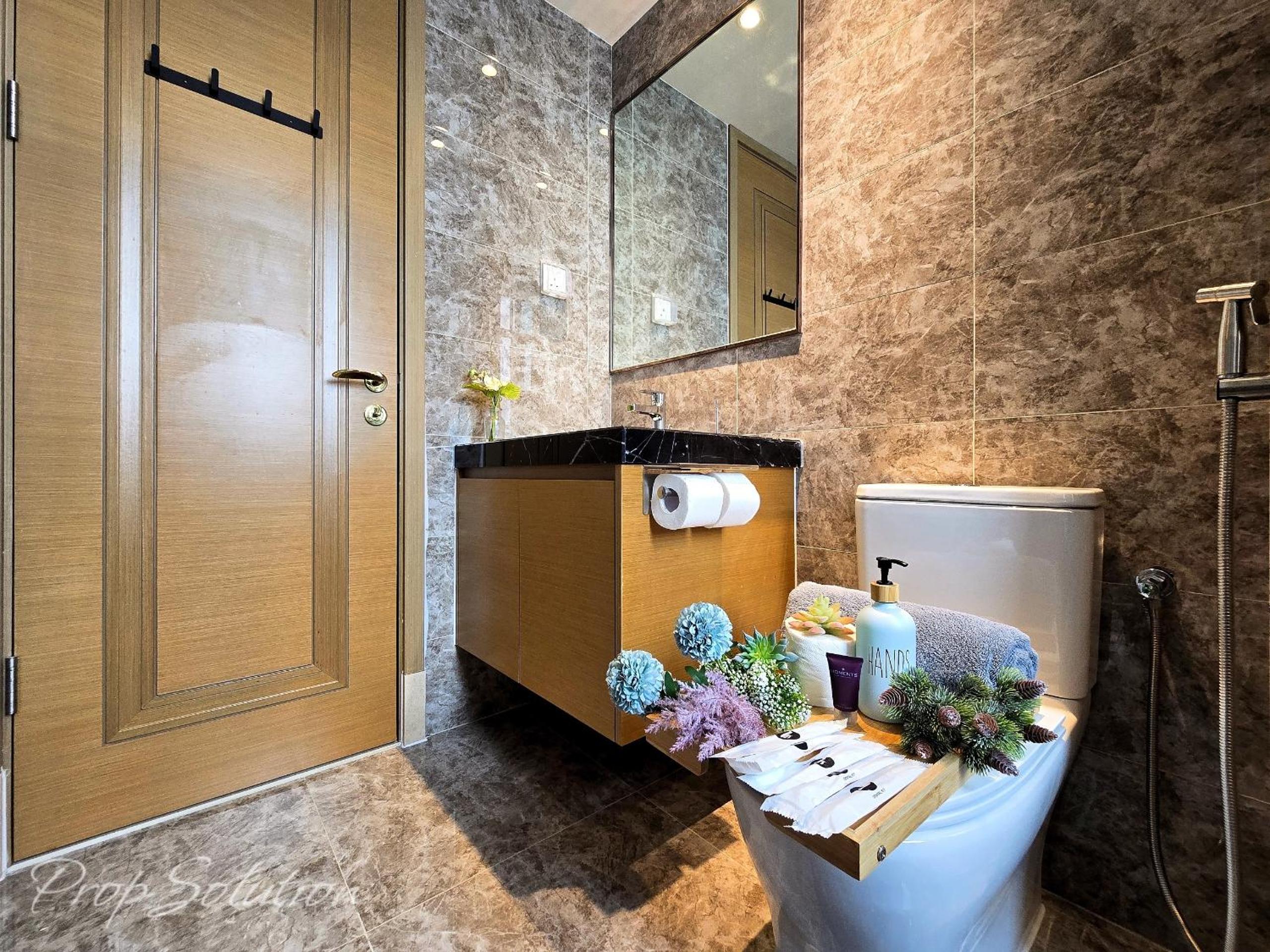 Cozy Seaview Suite Johor Bahru CIQ