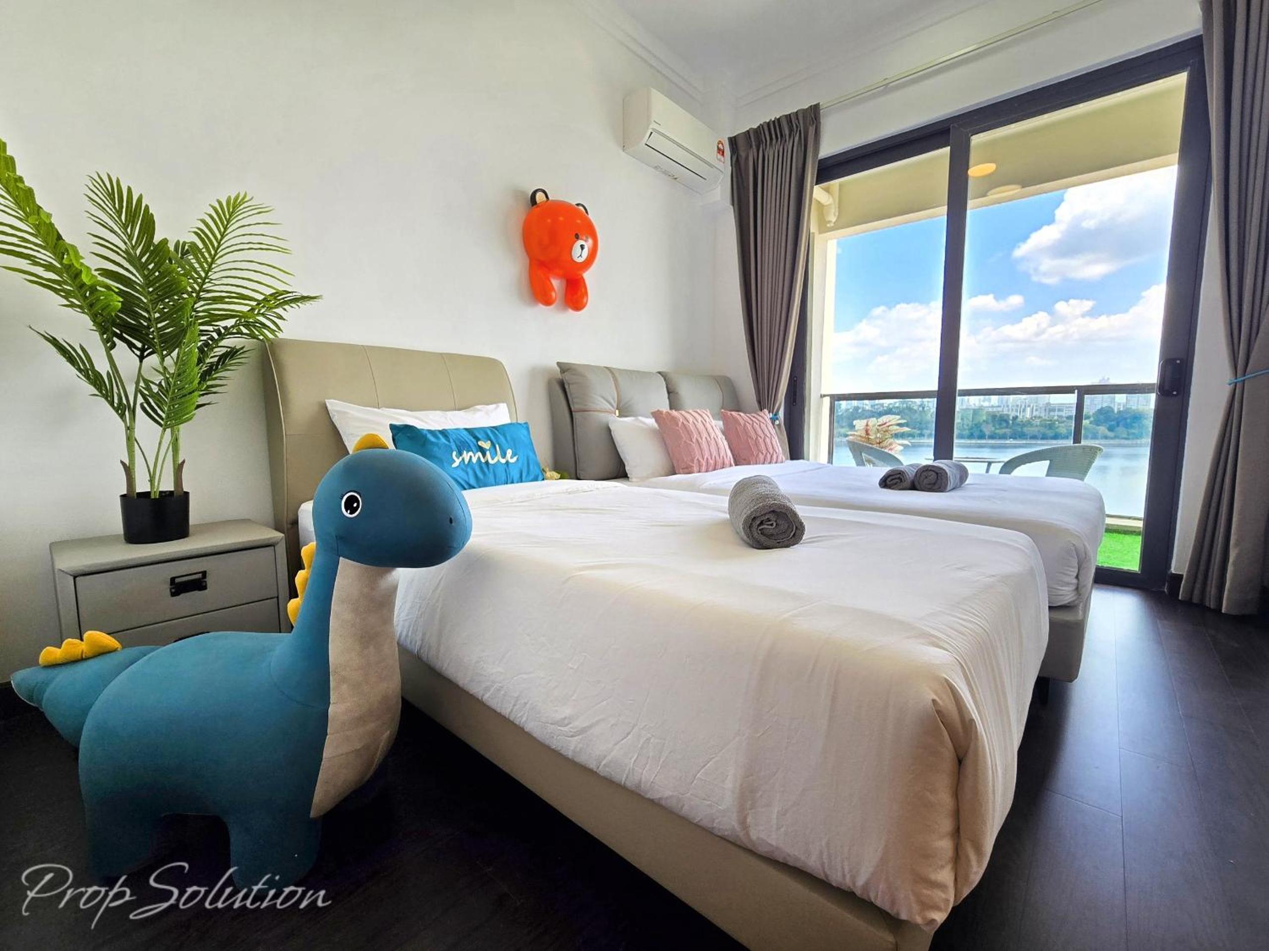 Cozy Seaview Suite Johor Bahru CIQ